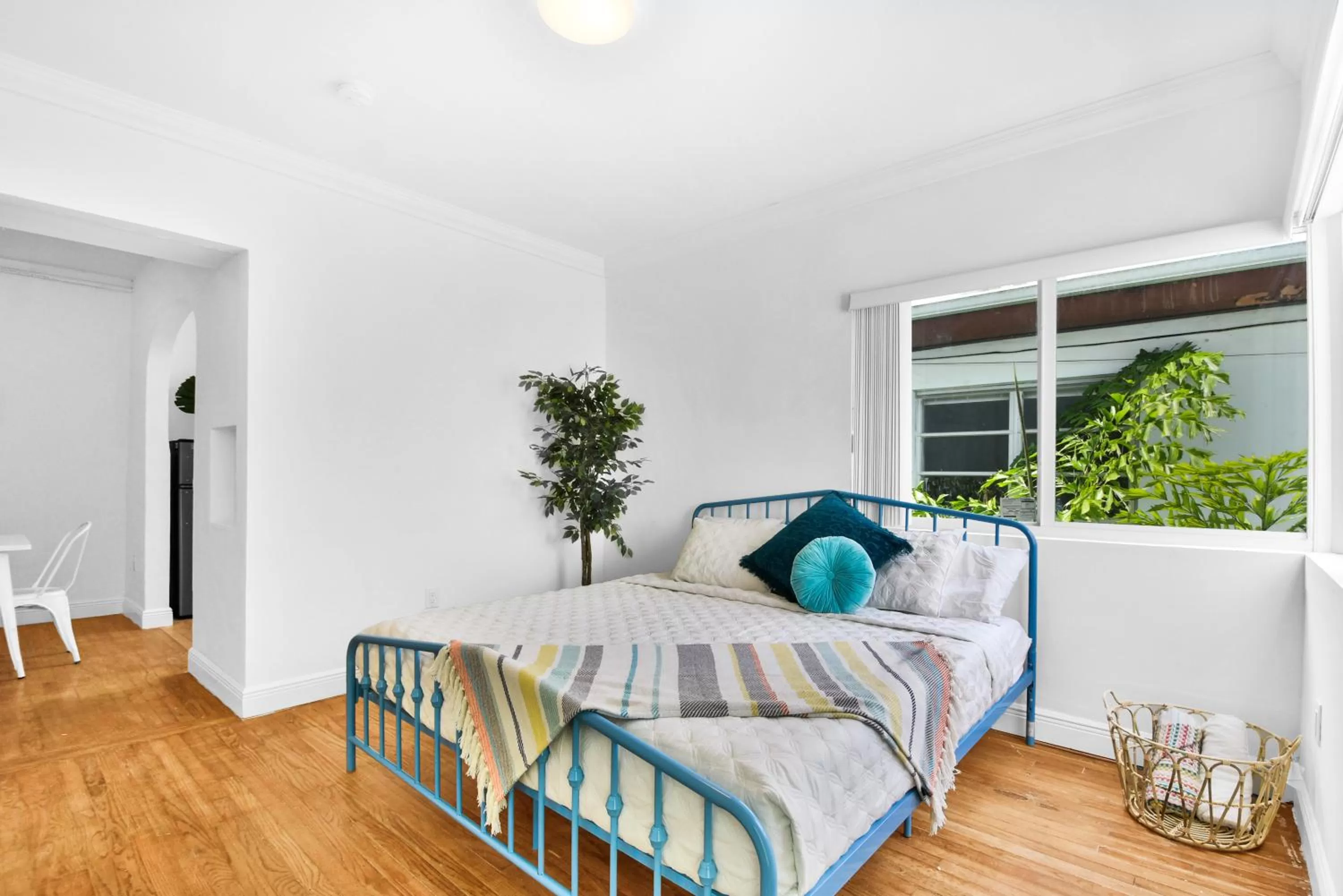 Deluxe King Studio in West Deco