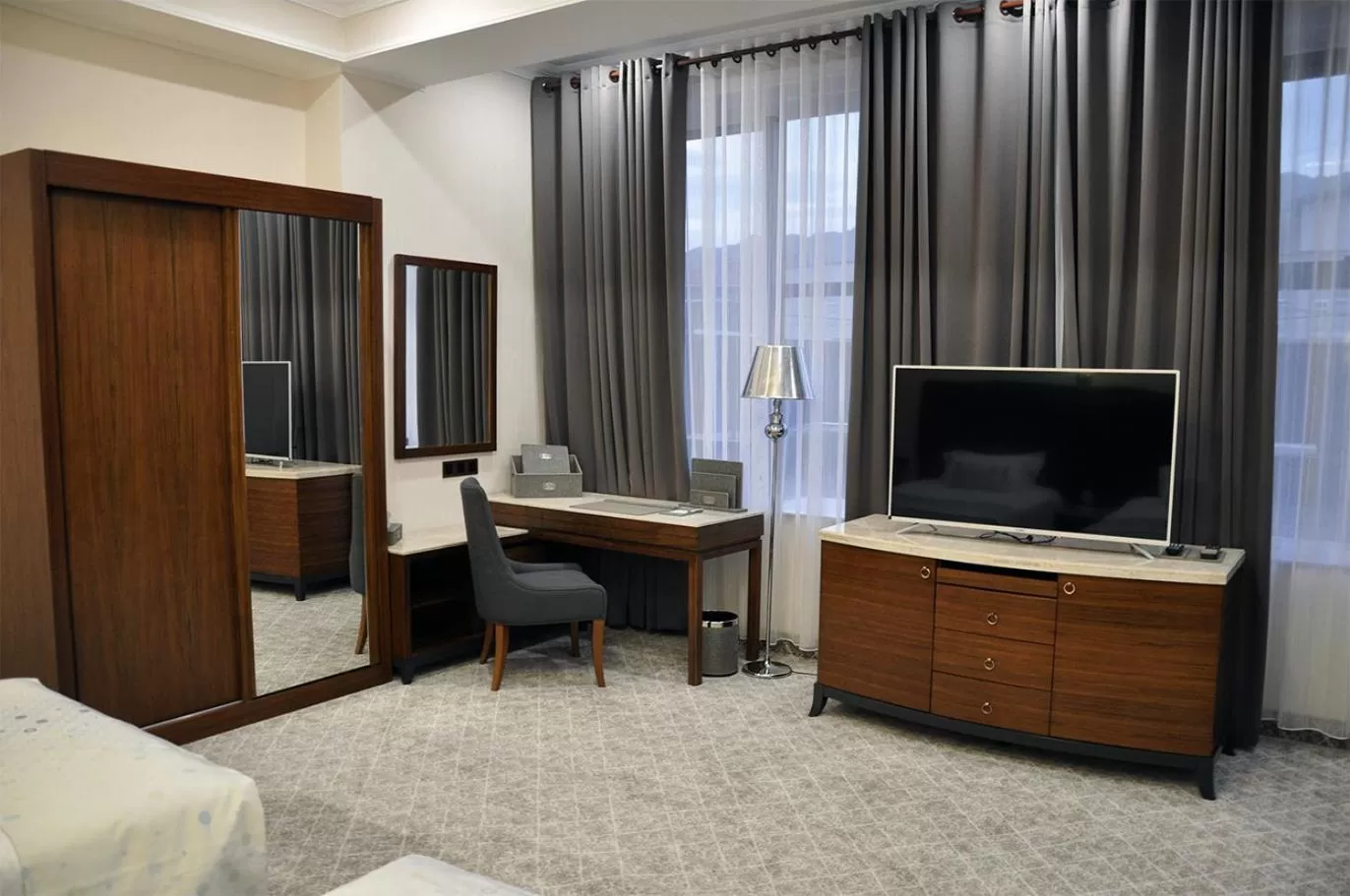 Bed in Parliament Palace Hotel