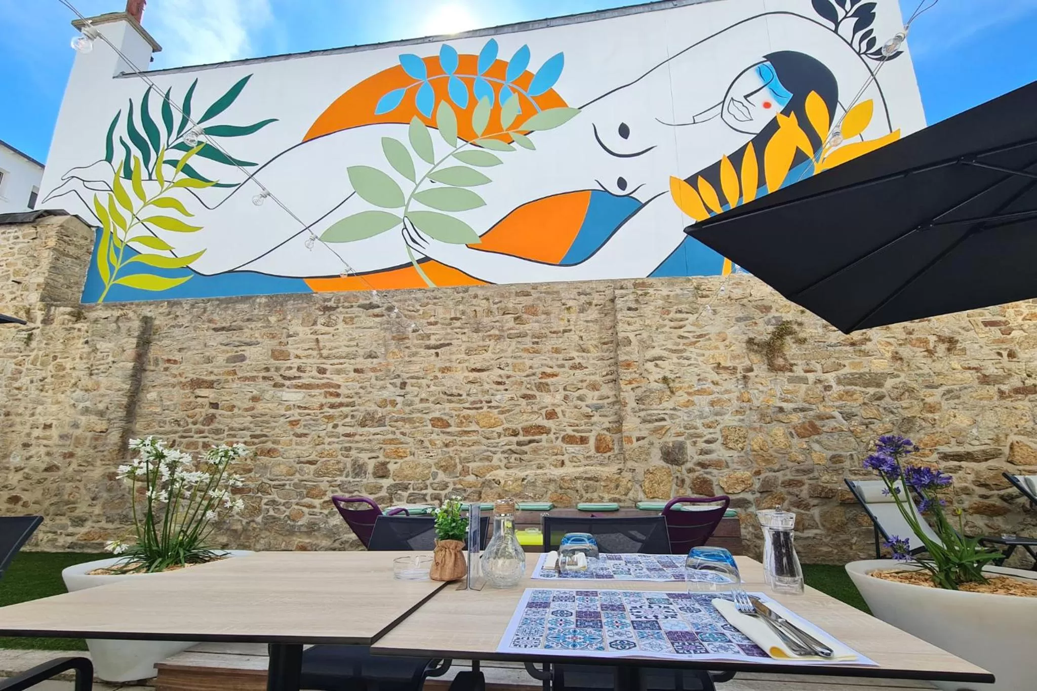 Patio in Best Western Plus Hôtel Vannes Centre Ville