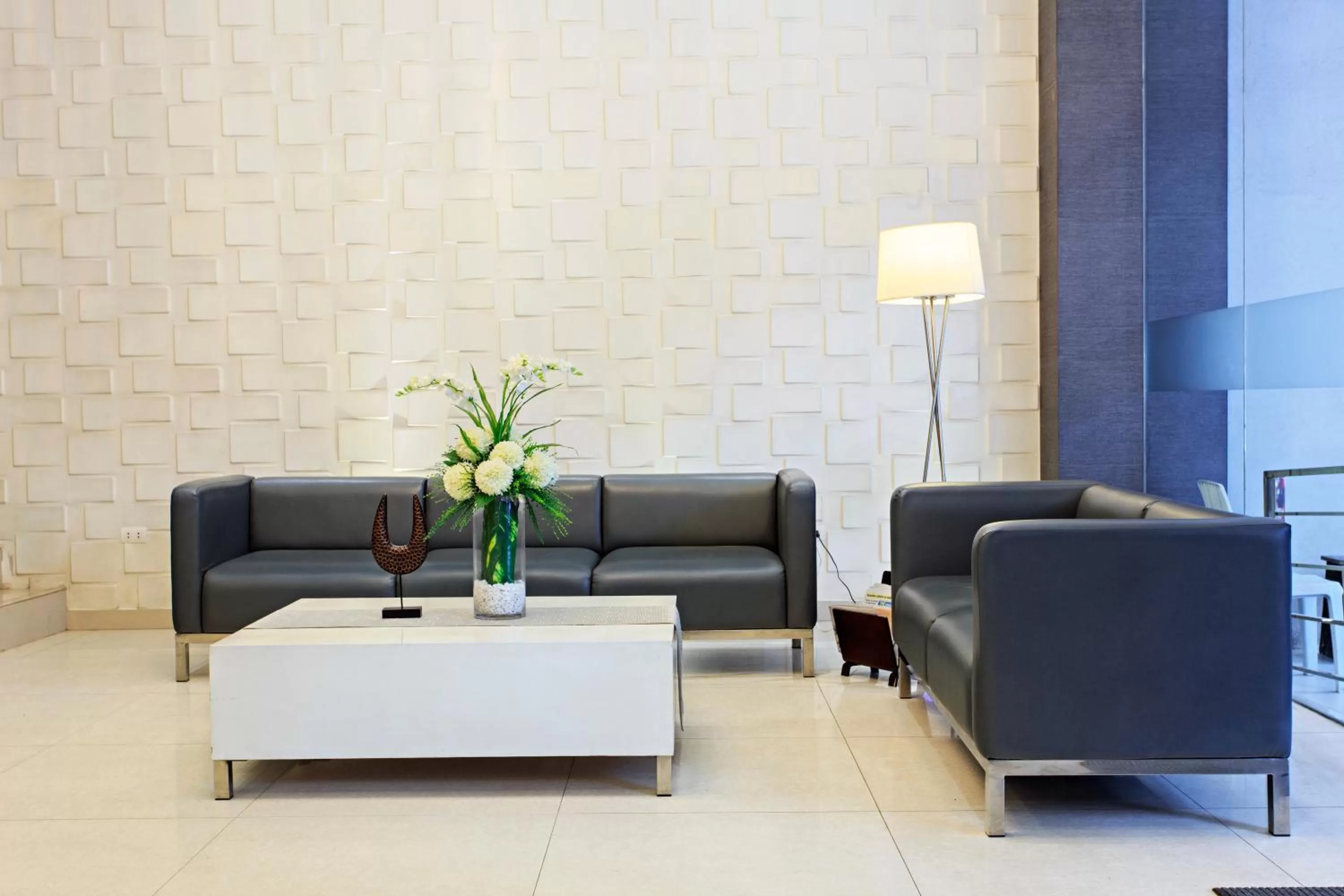 Property building in Hamersons Hotel Cebu