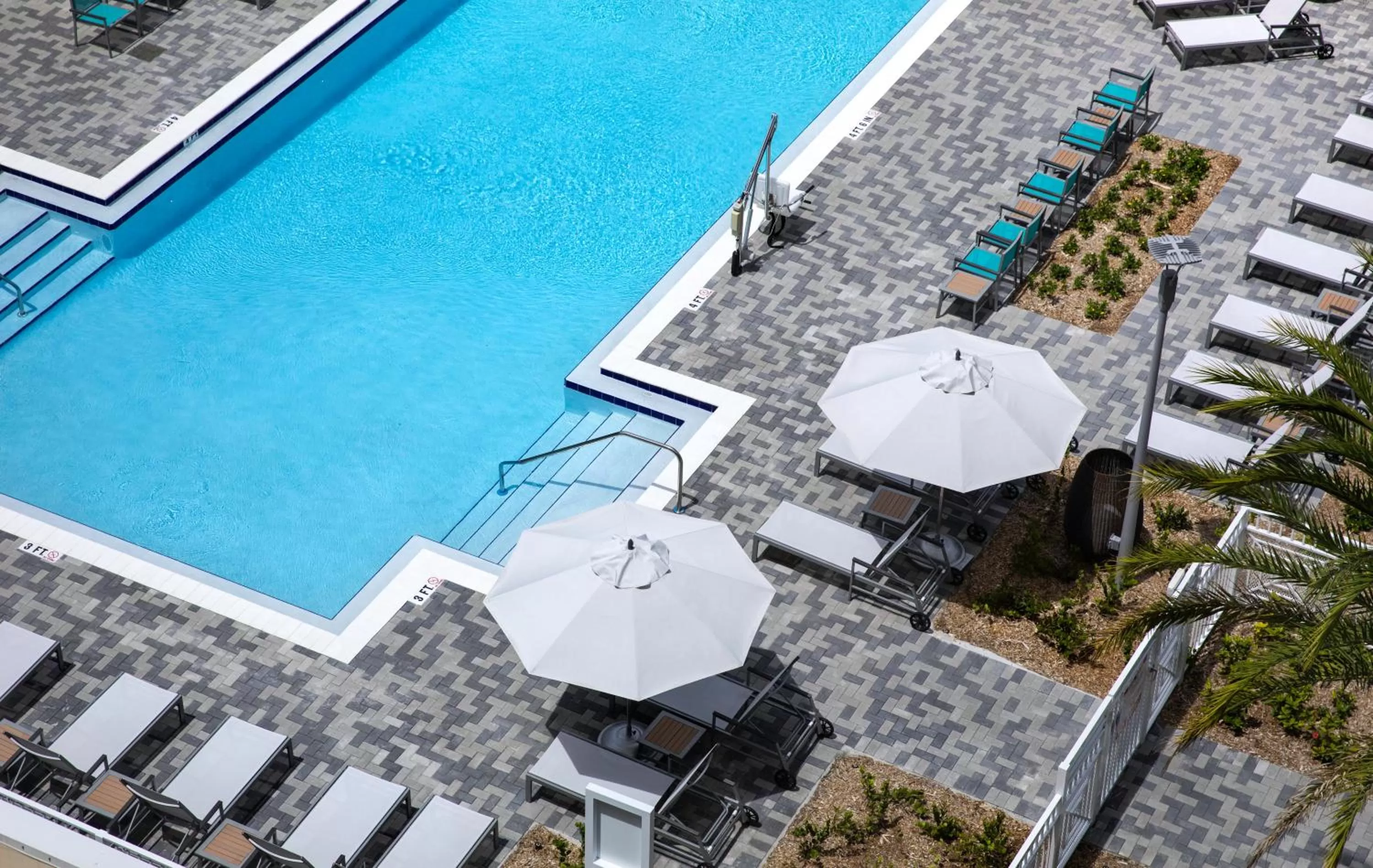 Swimming pool in EVEN Hotel Miami - Airport by IHG