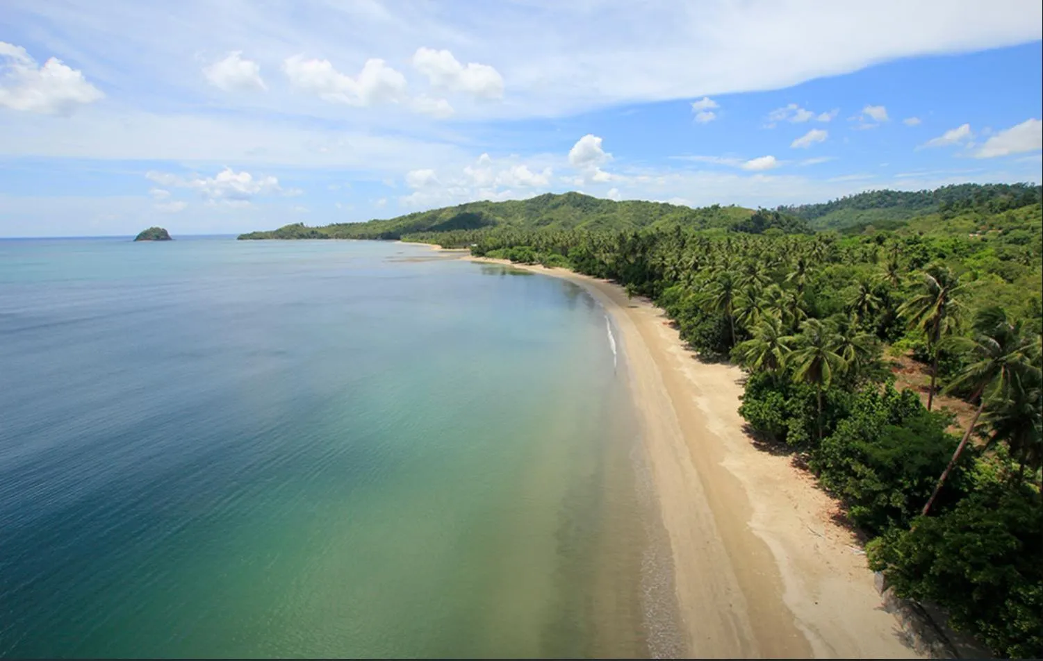 Beach in Balai Adlao