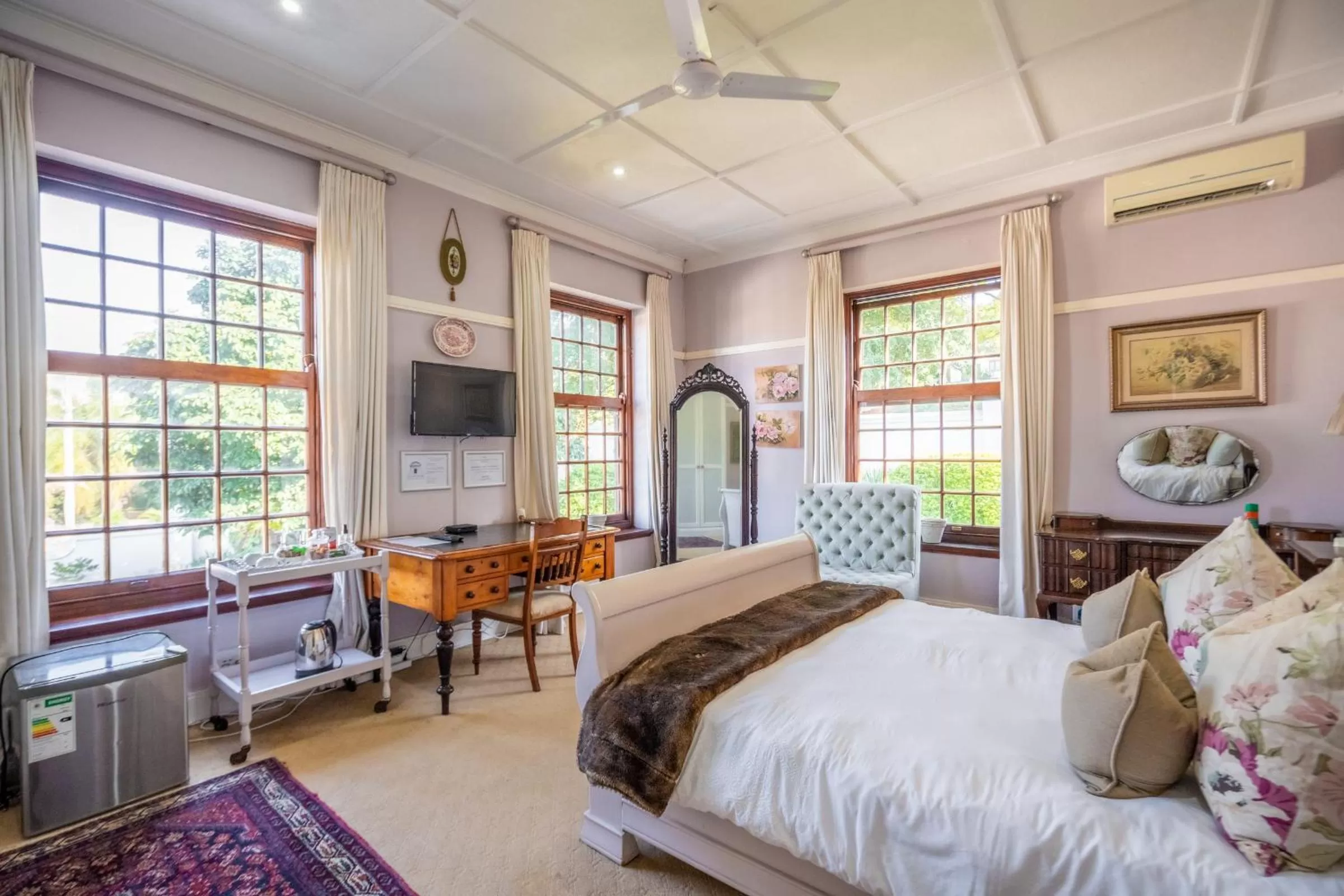 Bed in Holland House B&B