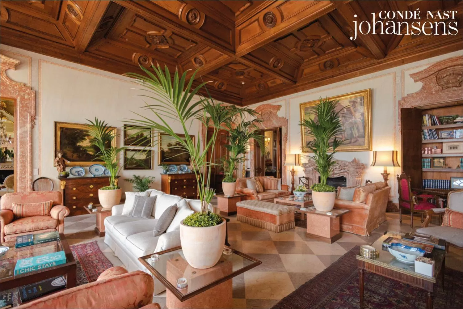 Lobby or reception in Estoril Vintage Hotel