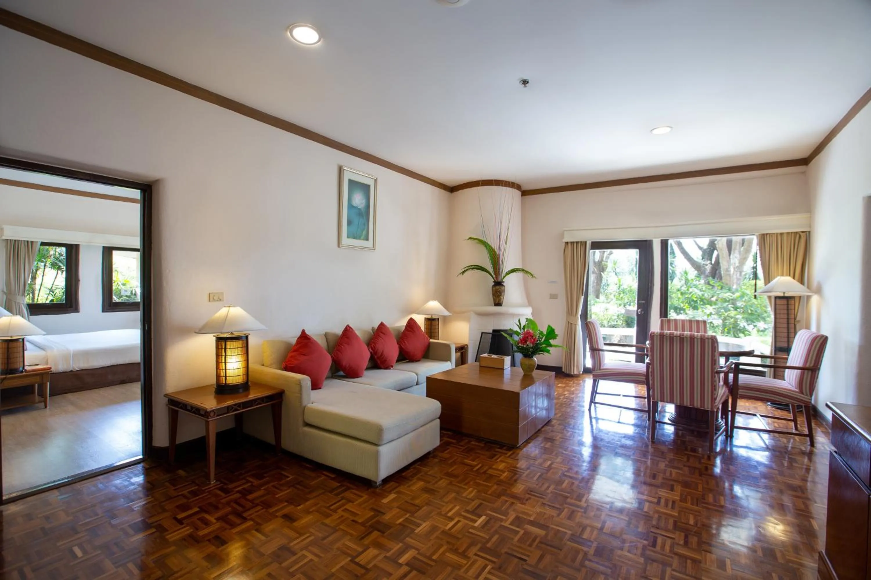 Living room in Imperial Phukaew Hill Resort
