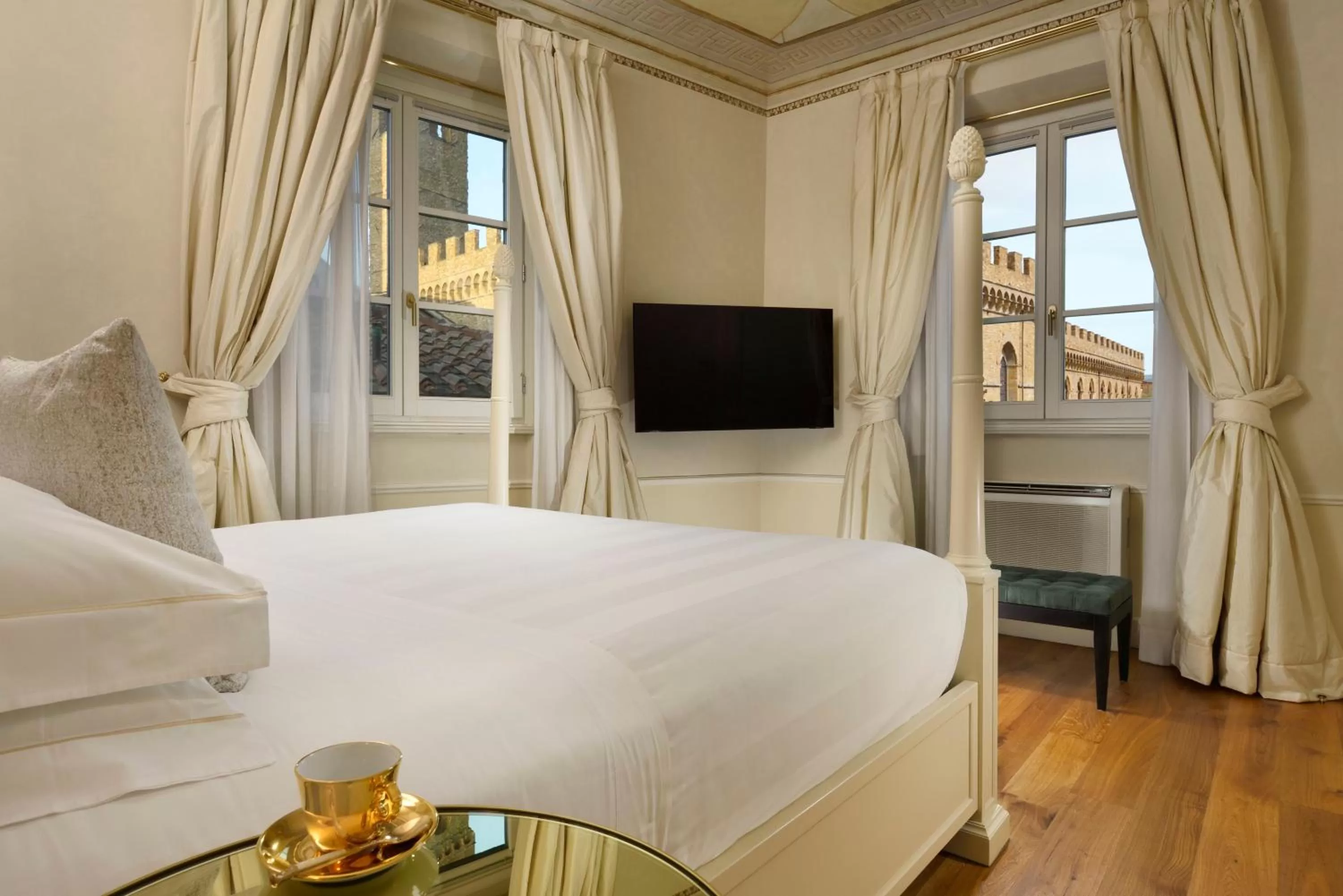 Bedroom, Bed in San Firenze Suites & Spa