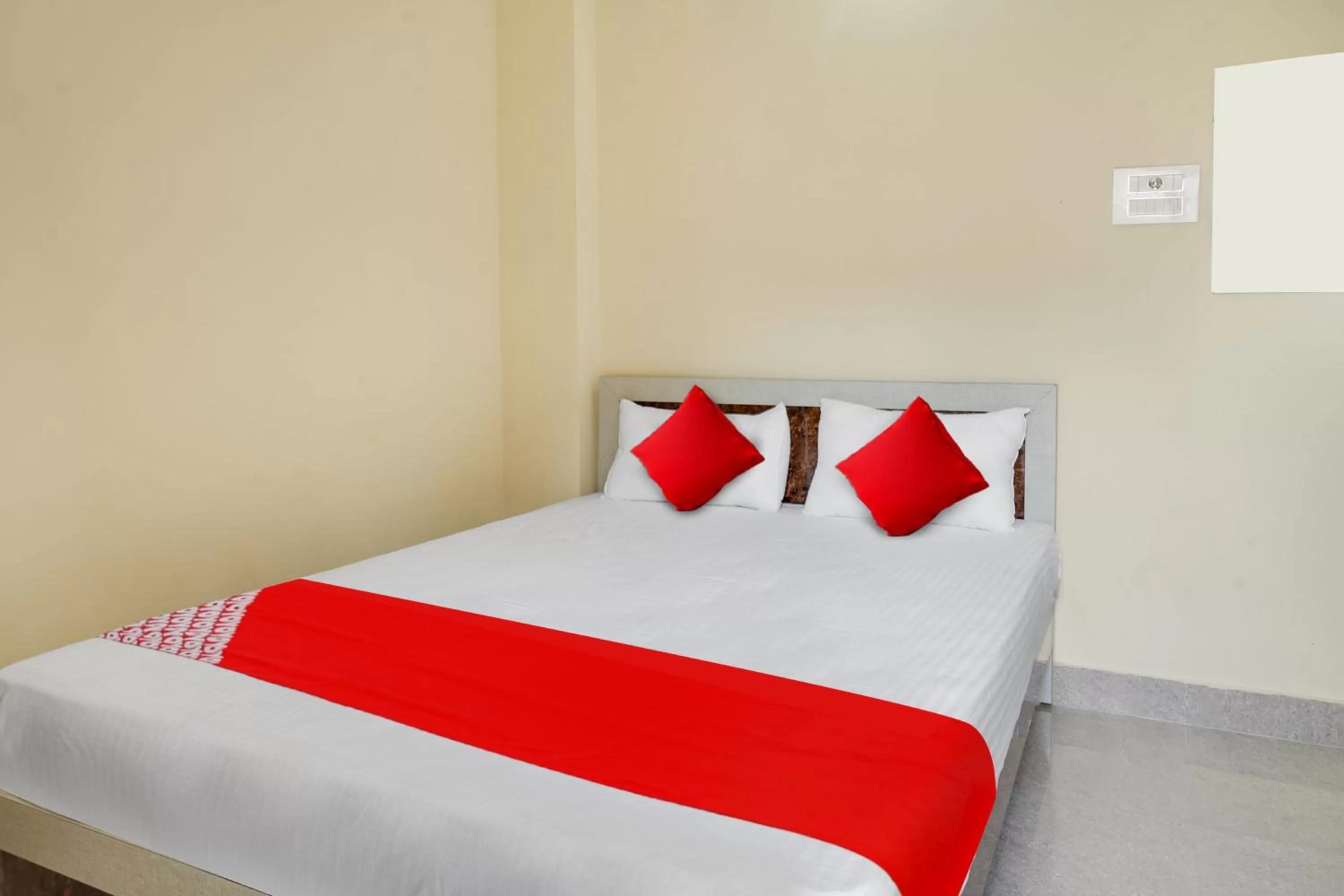 Bedroom, Bed in OYO Flagship Hotel Kashyap Inn