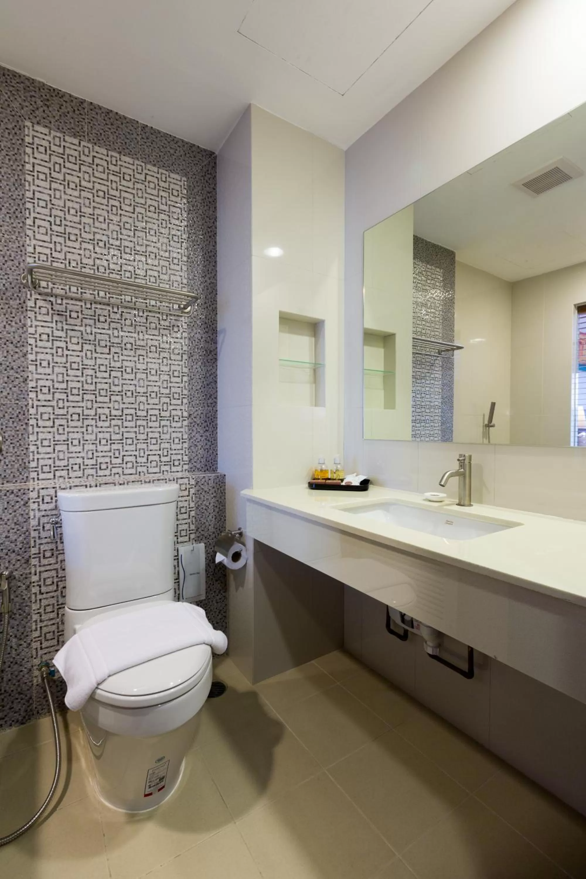 Riche Hua Hin Hotel - SHA Plus