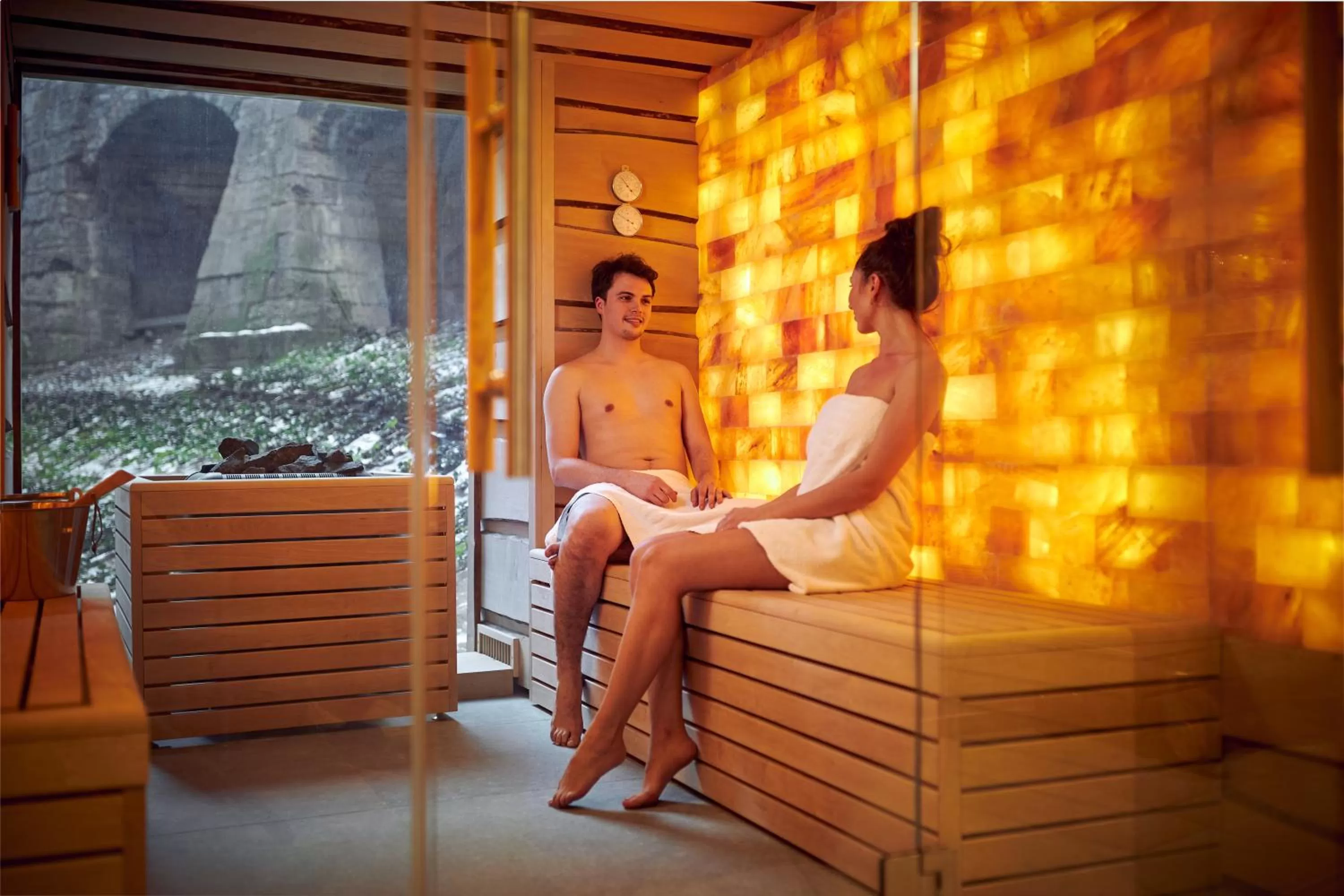 Hot Tub in Van Der Valk Sélys Liège Hotel & Spa