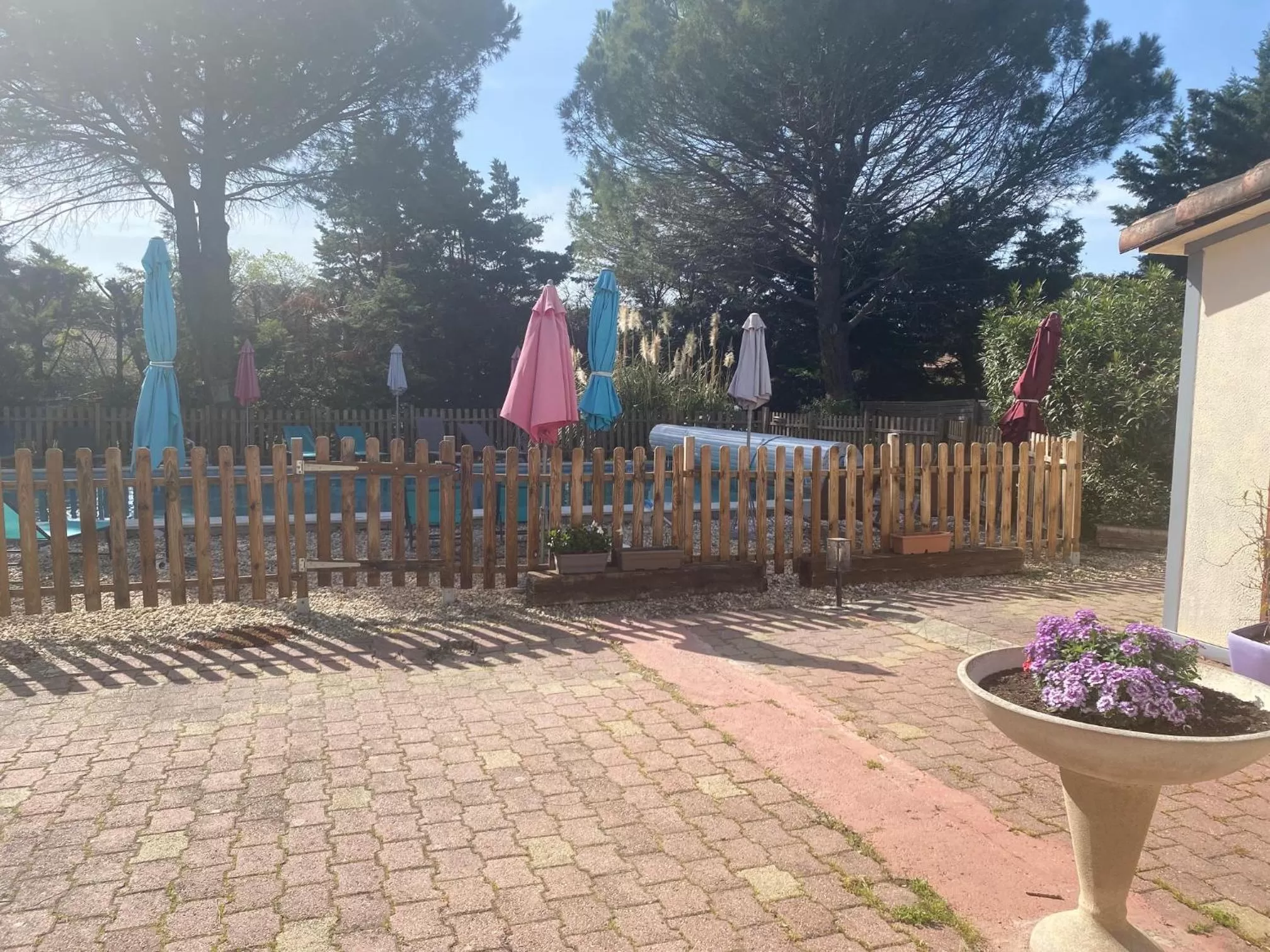 Garden view in Hostellerie De La Source