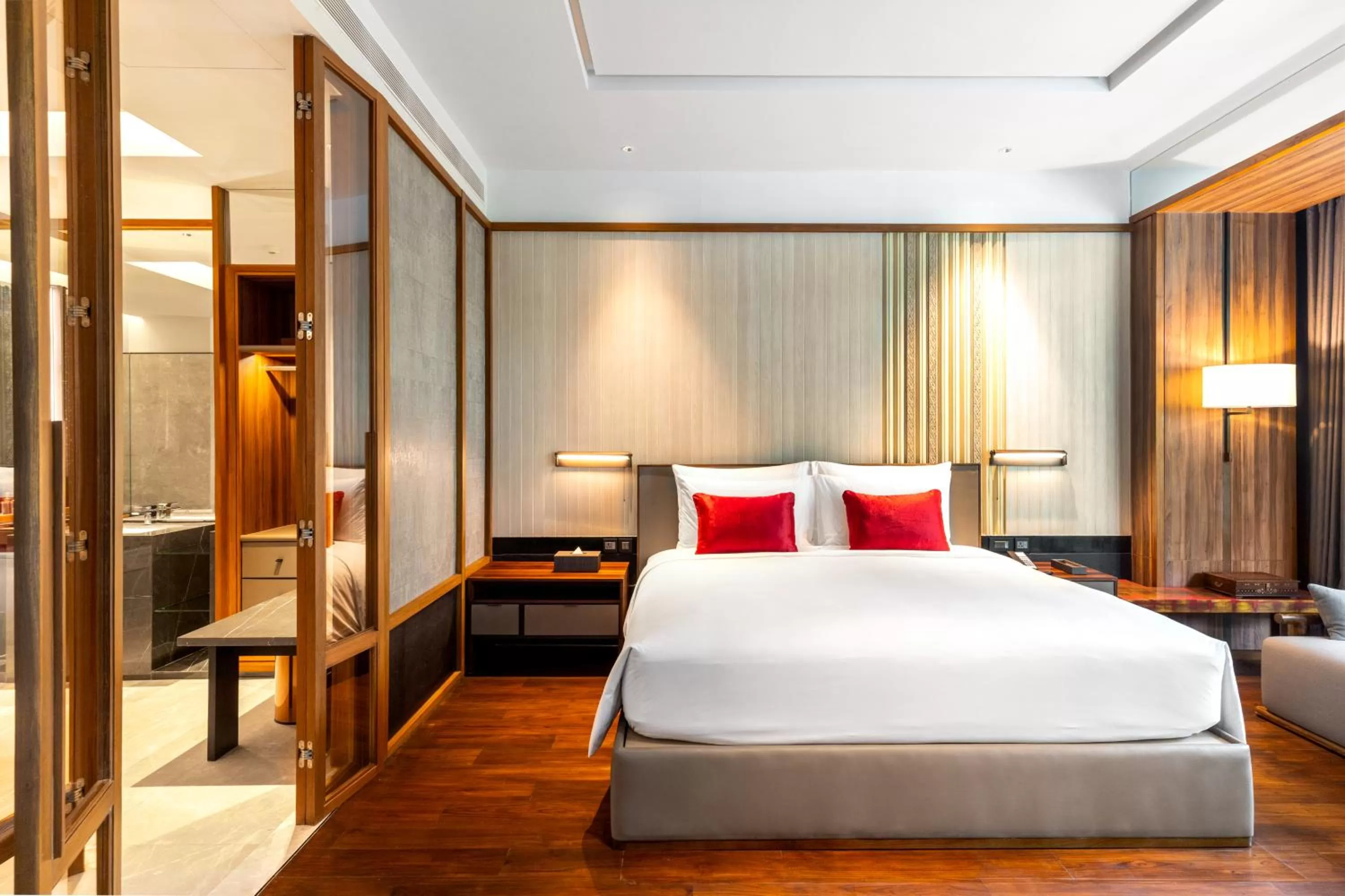 Bedroom, Bed in Villa Deva Resort & Hotel Bangkok