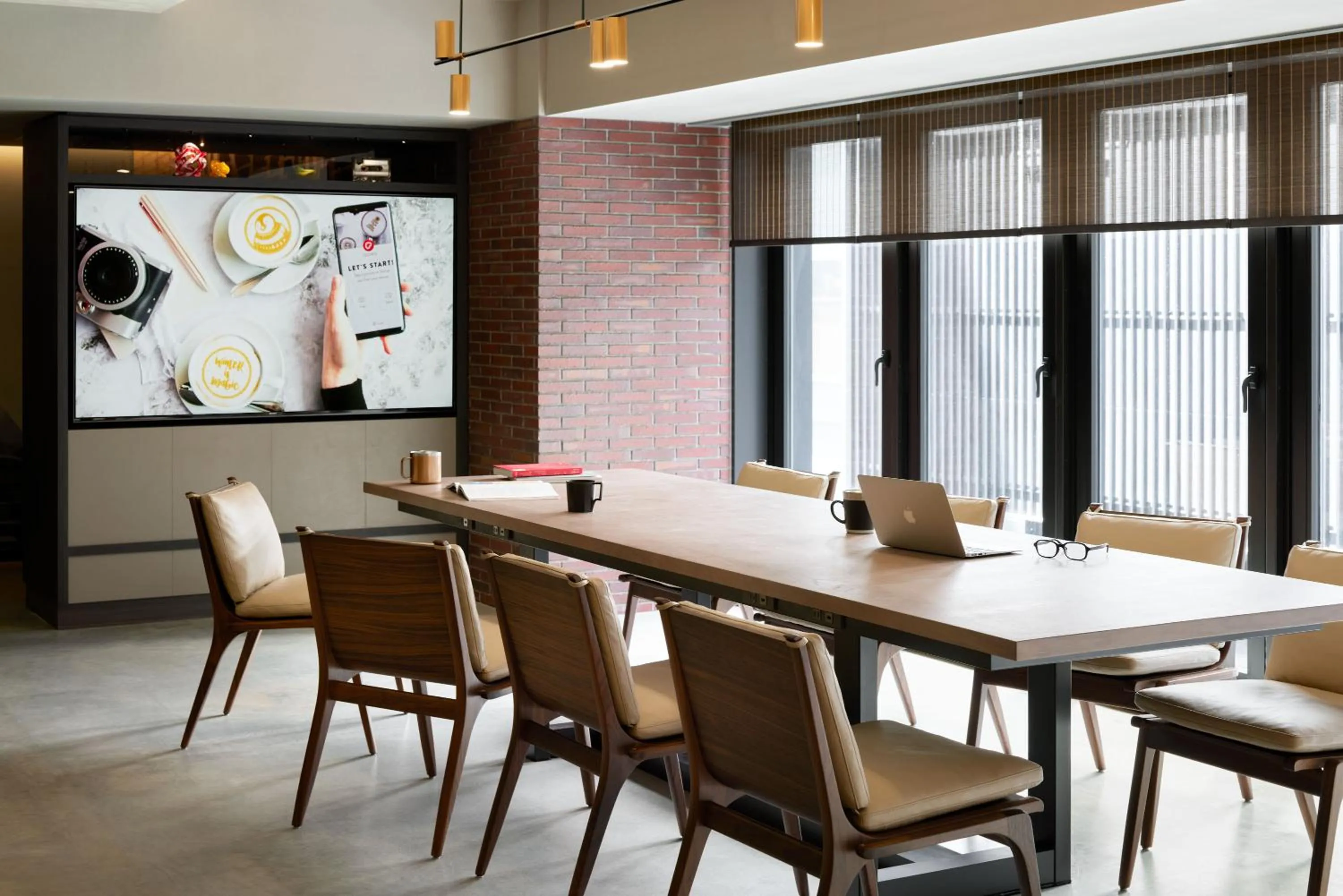 Lobby or reception in the b ginza