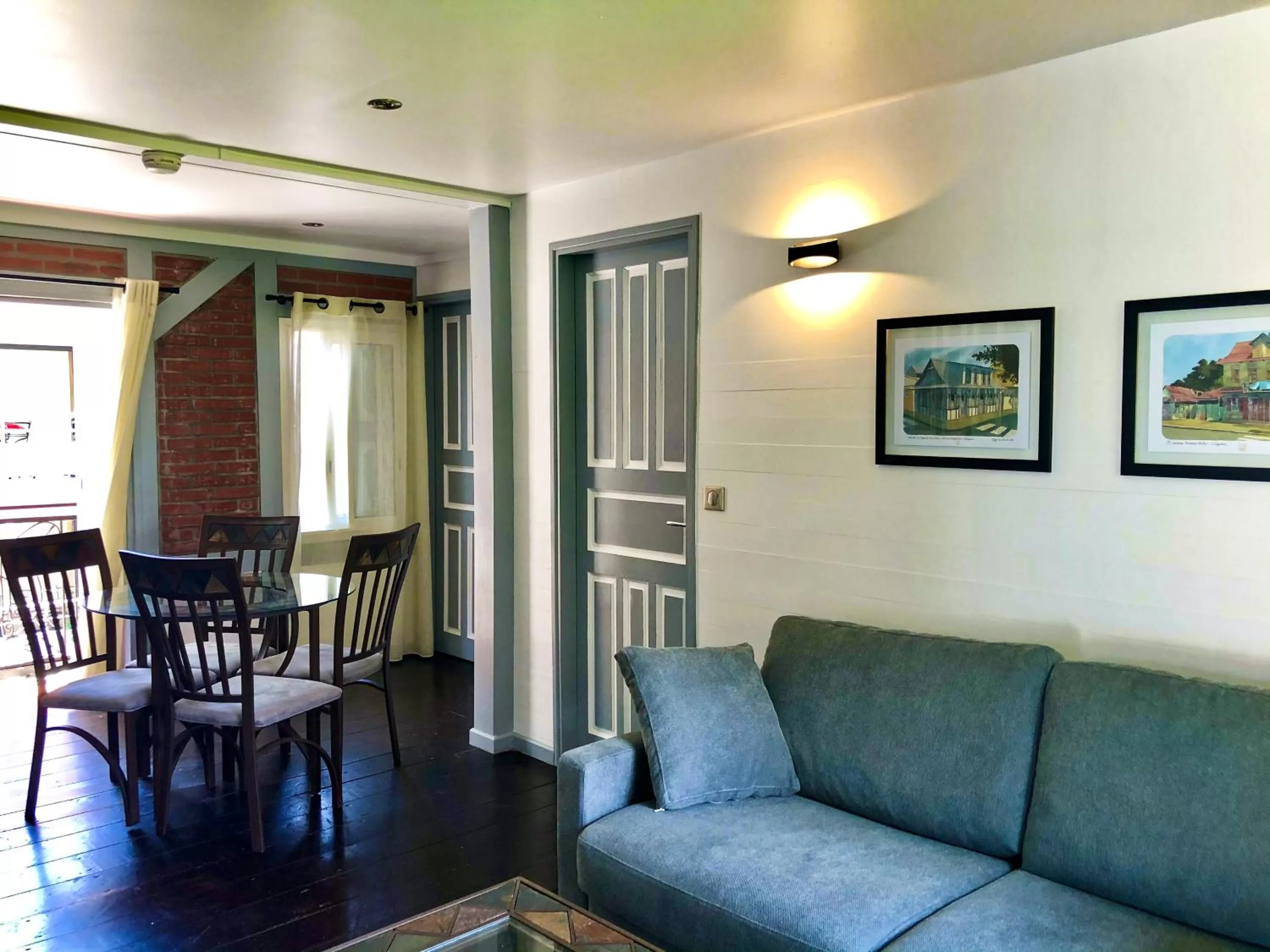 Living room in Eclipse Belle Etoile Appart'hôtel