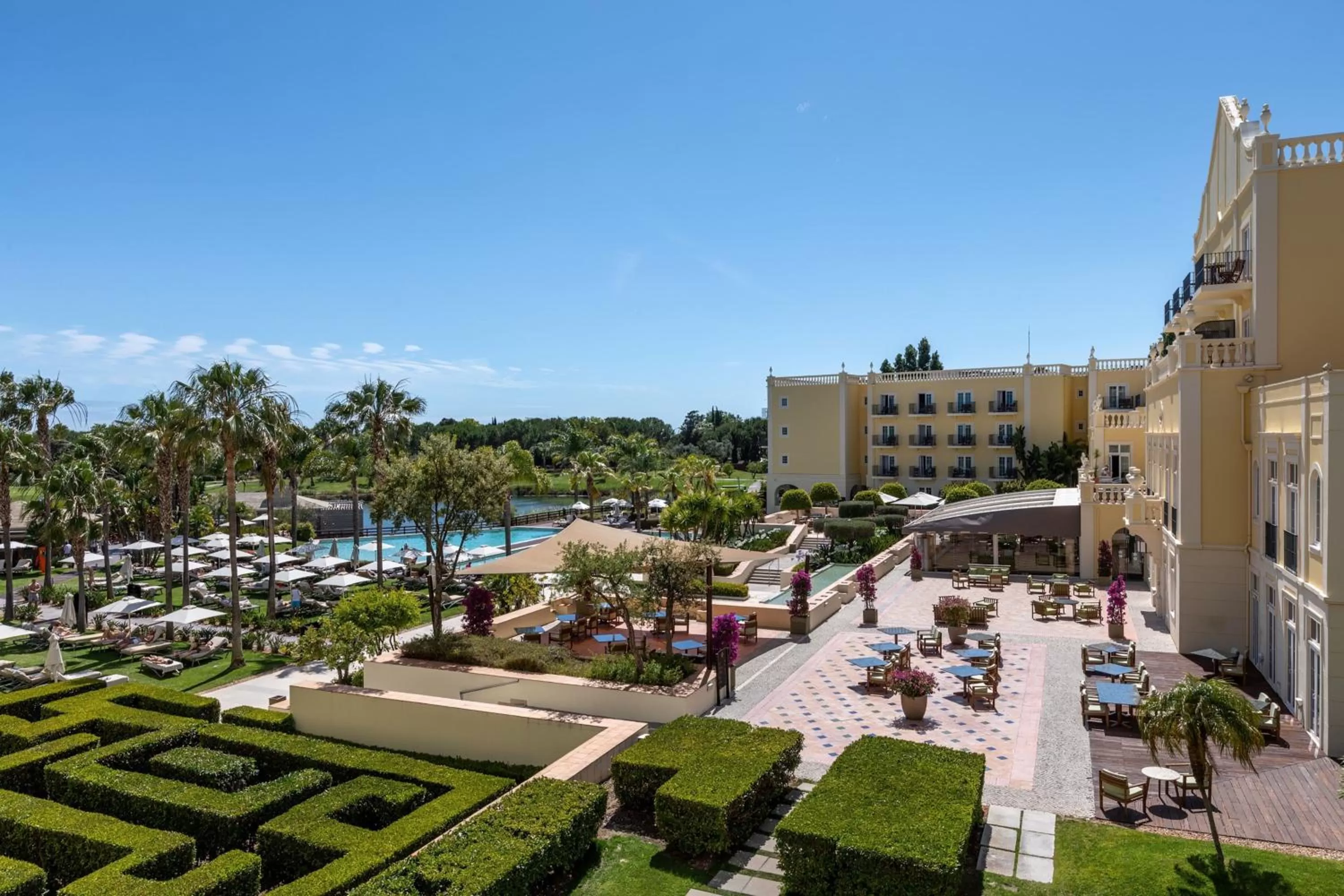 Photo of the whole room in Domes Lake Algarve, Autograph Collection