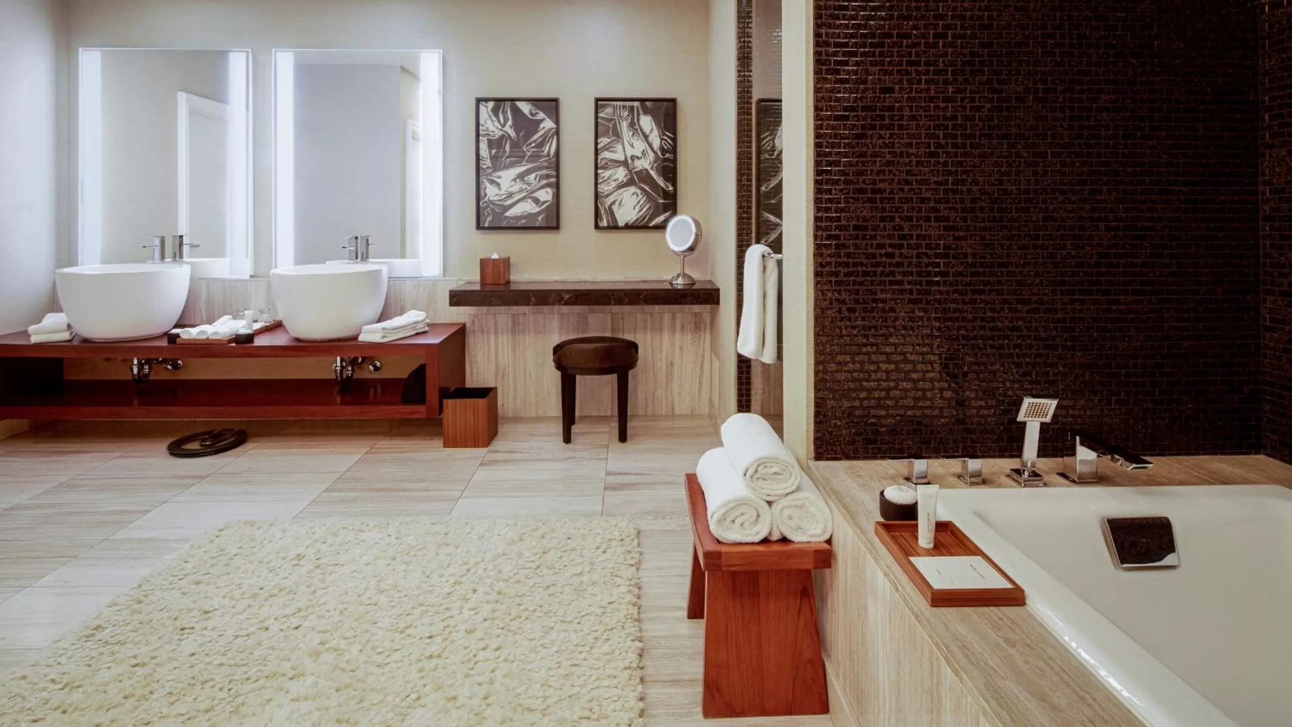 Bathroom, Bed in Nobu Las Vegas, A Caesars Destination