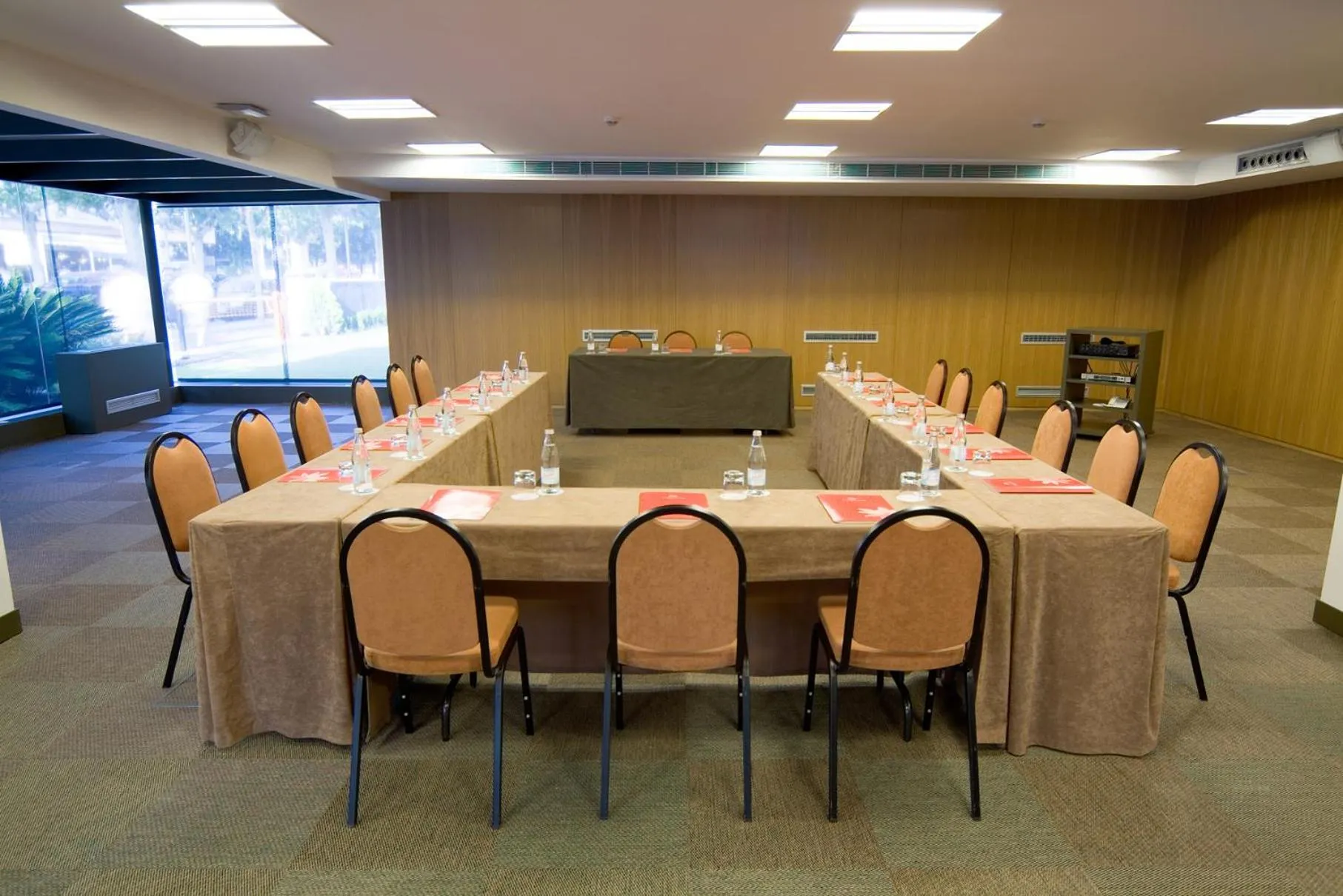Business facilities in Magnolia Hotel - Adults Only