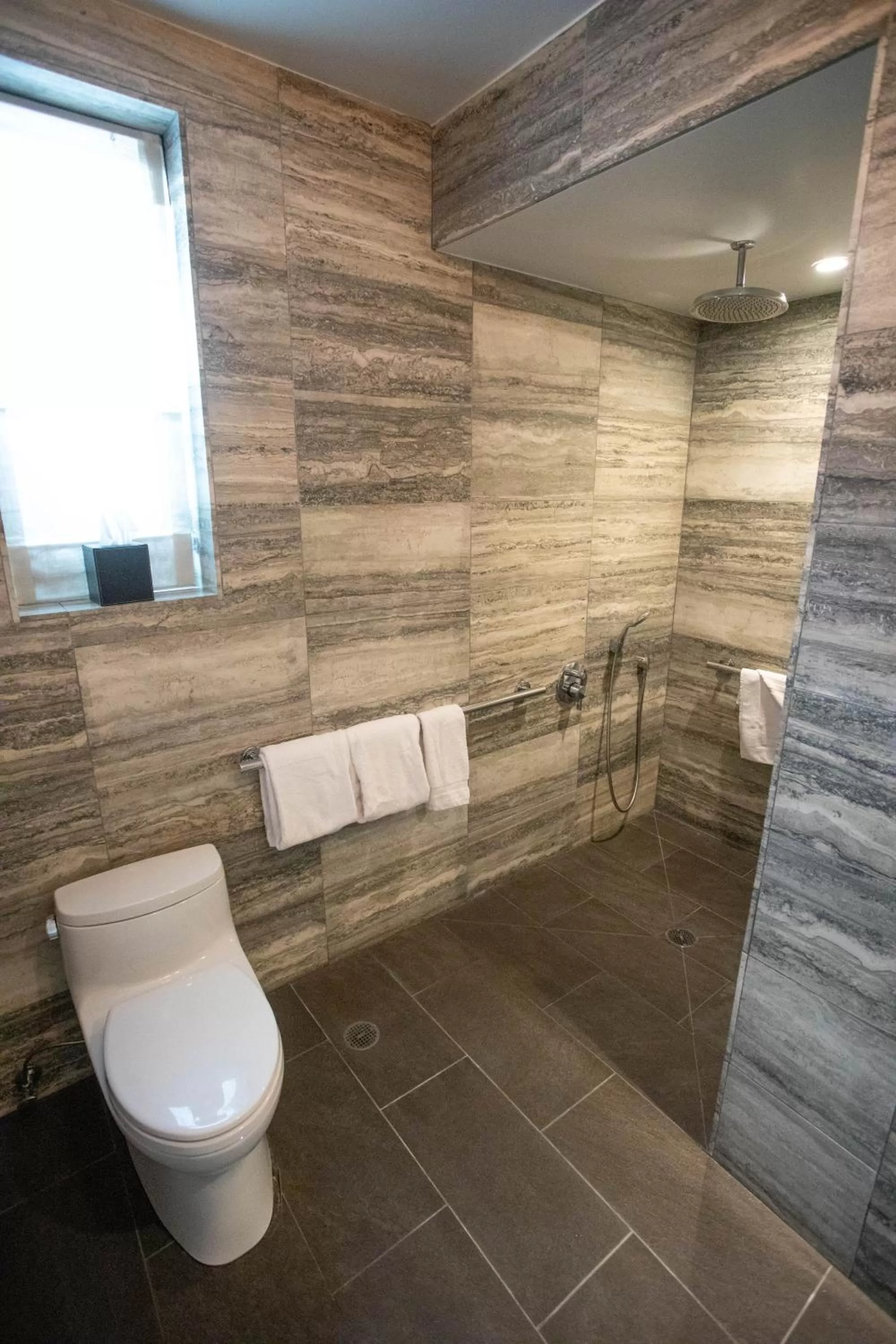 Bathroom in Tuscany by LuxUrban