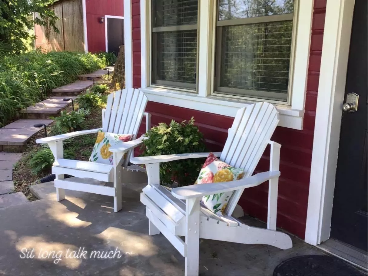 Plain & Fancy Bed & Breakfast