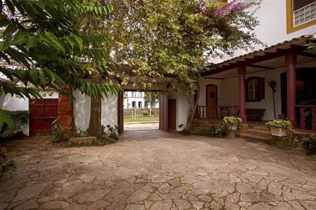 Facade/entrance in Solar da Ponte