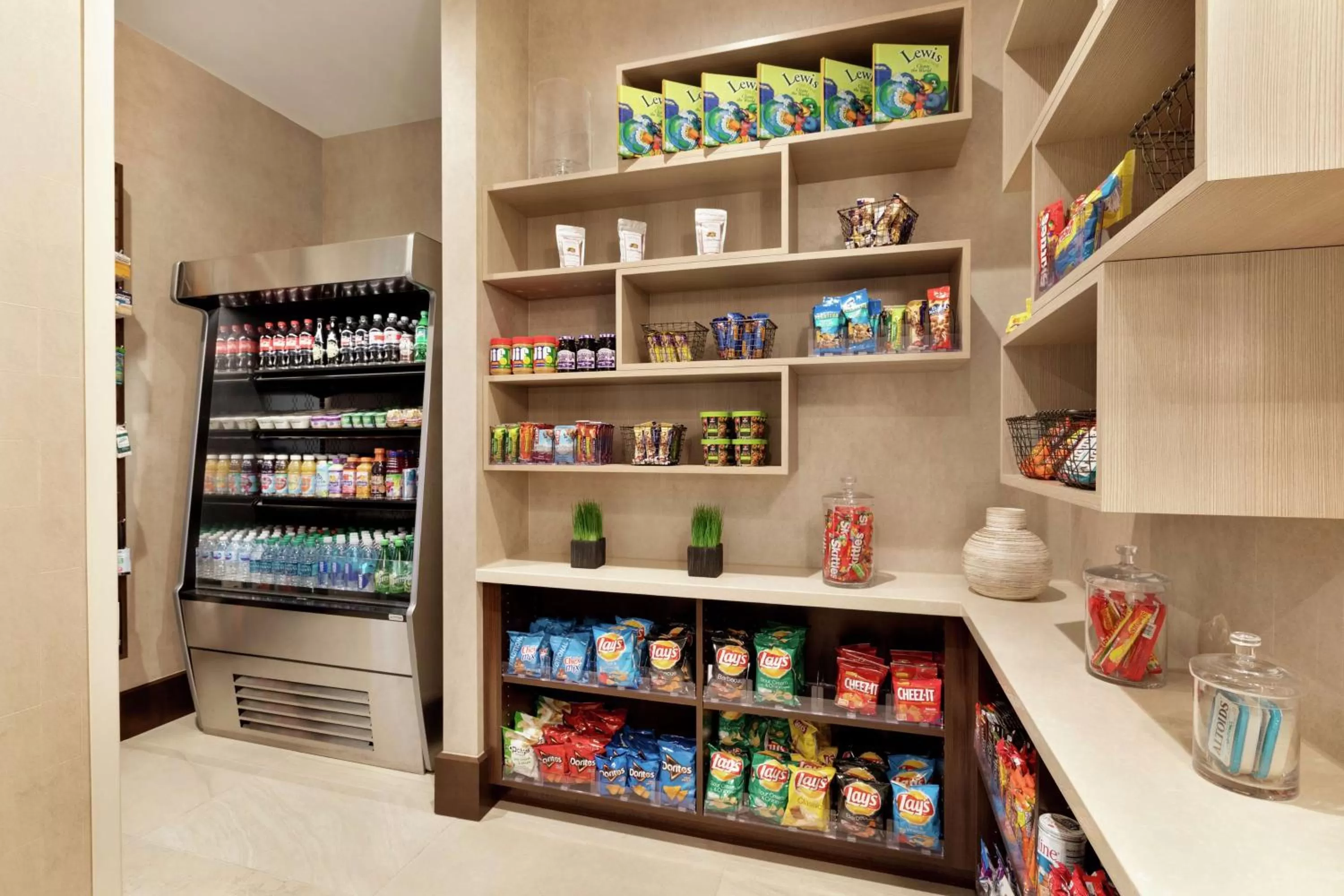 Restaurant/places to eat in Homewood Suites By Hilton Arlington Rosslyn Key Bridge