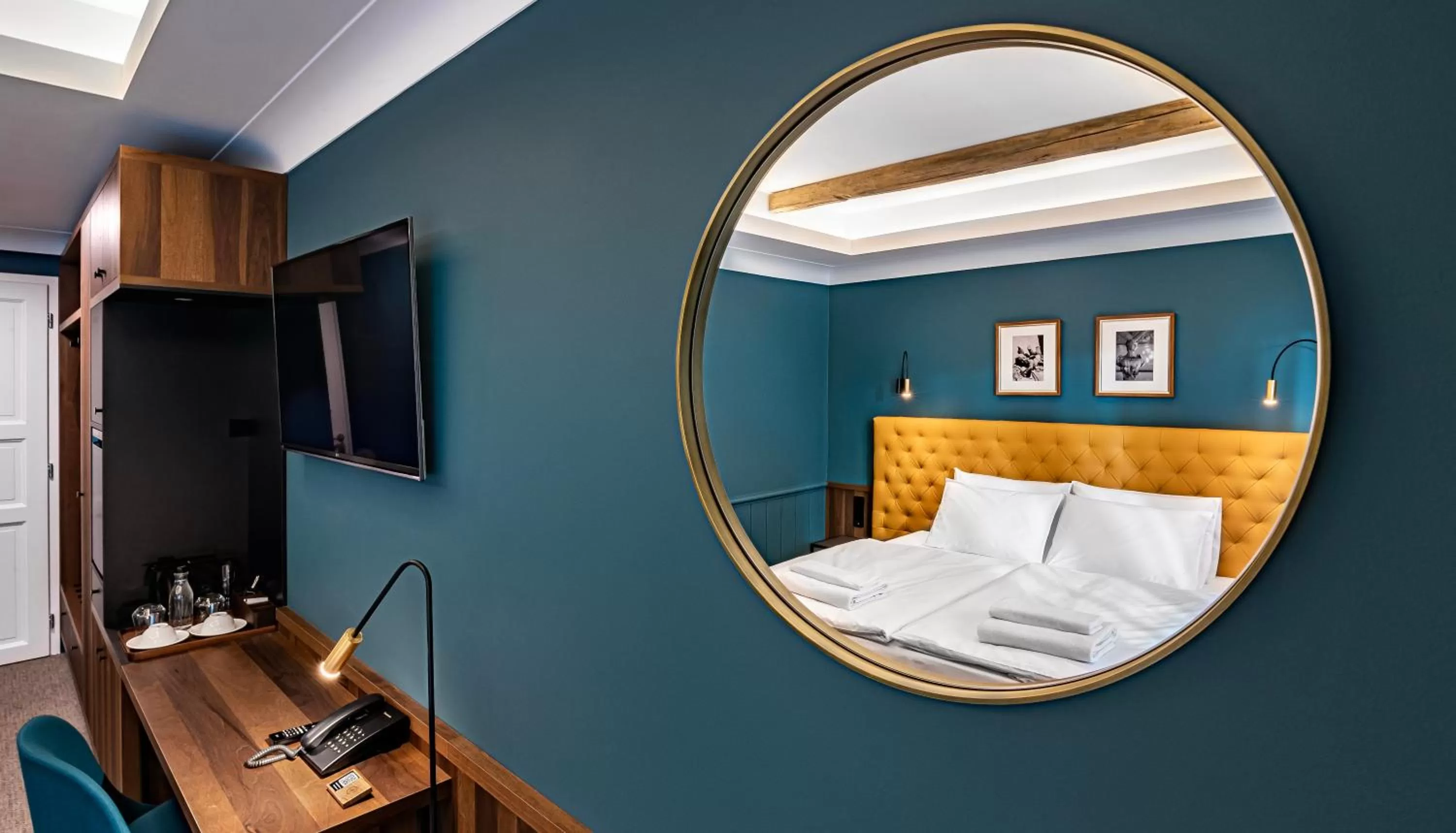 TV and multimedia, Bed in Palatinus Boutique Hotel
