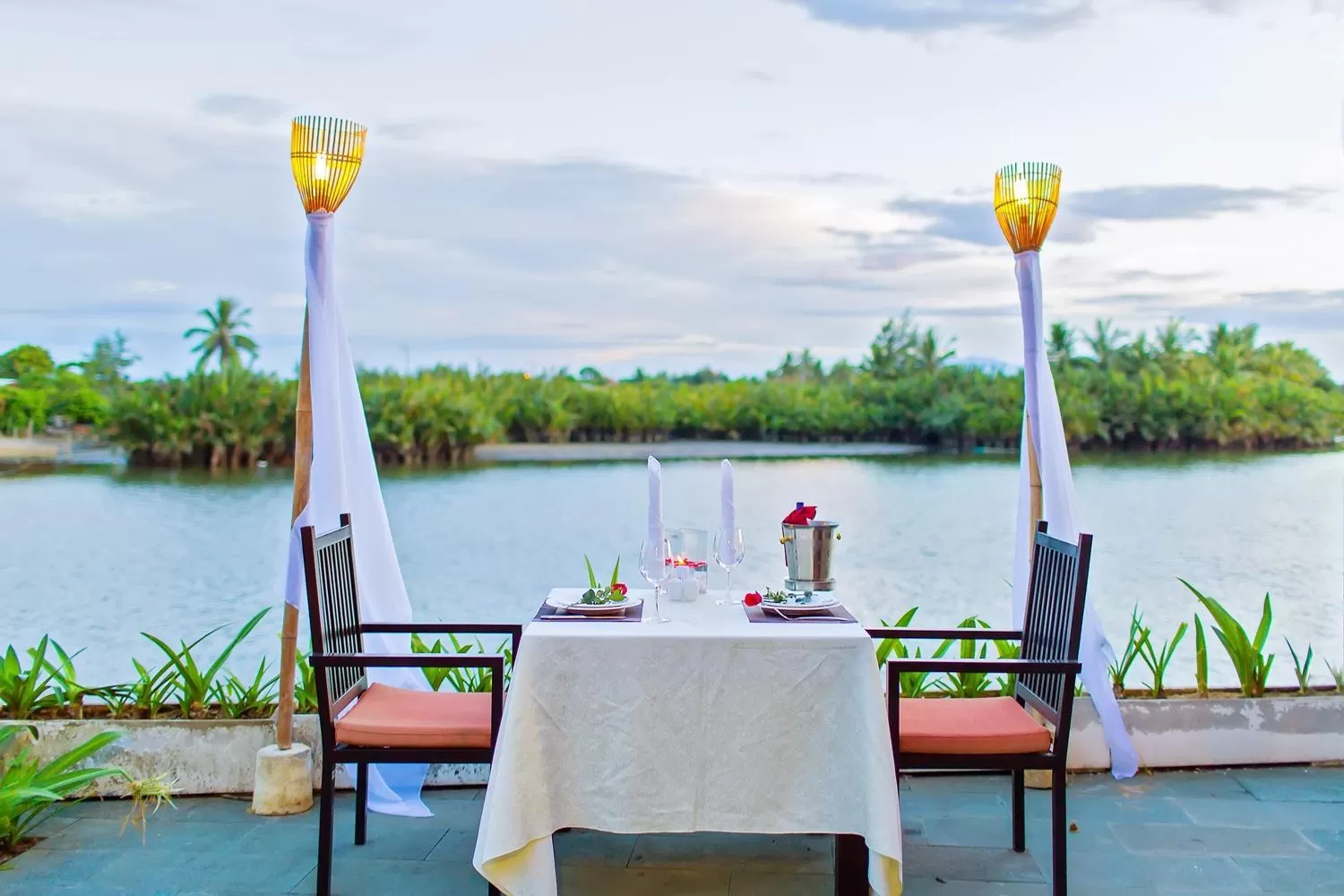 Restaurant/places to eat in Hoi An Beach Resort