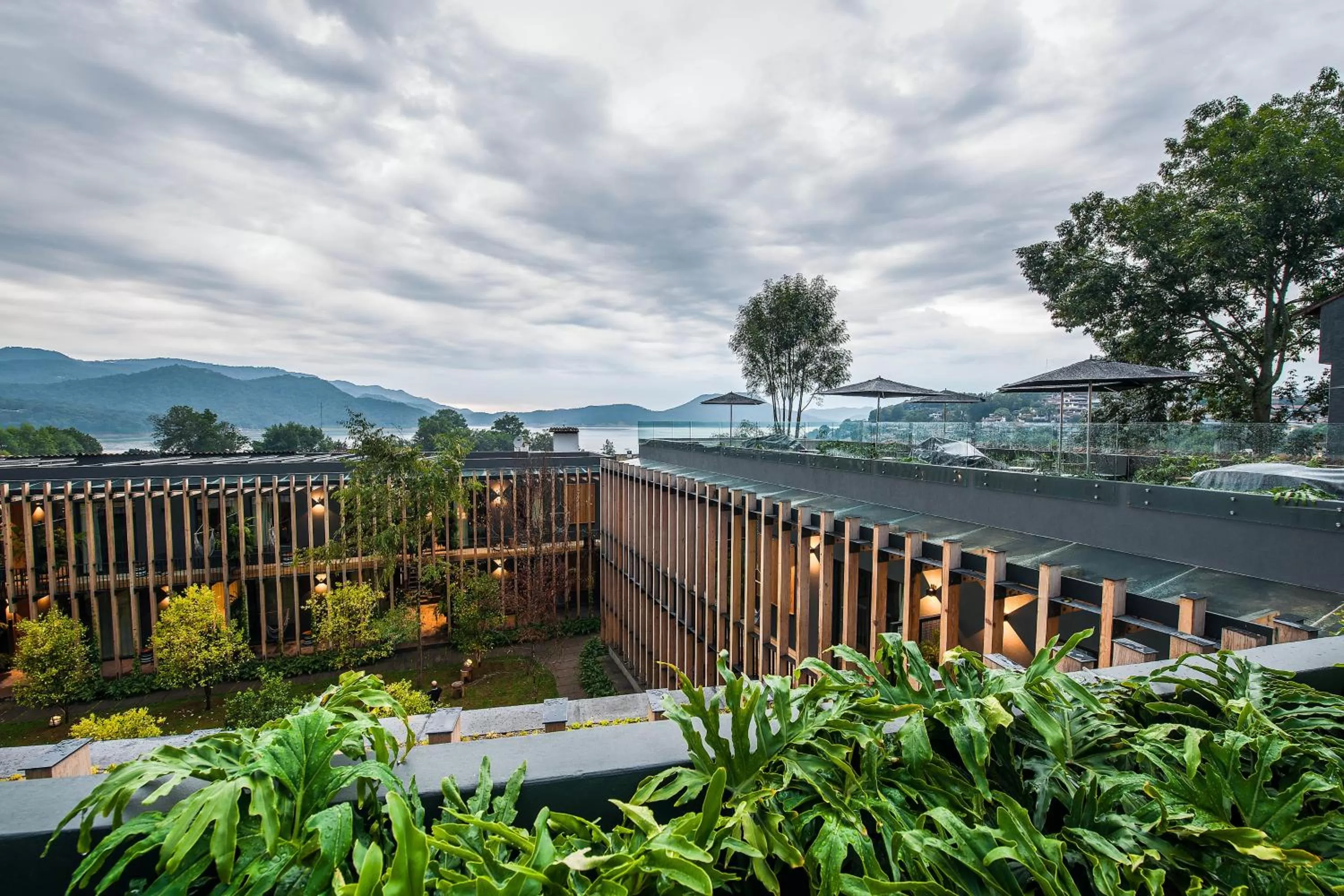 Garden view in Cinco Rodavento