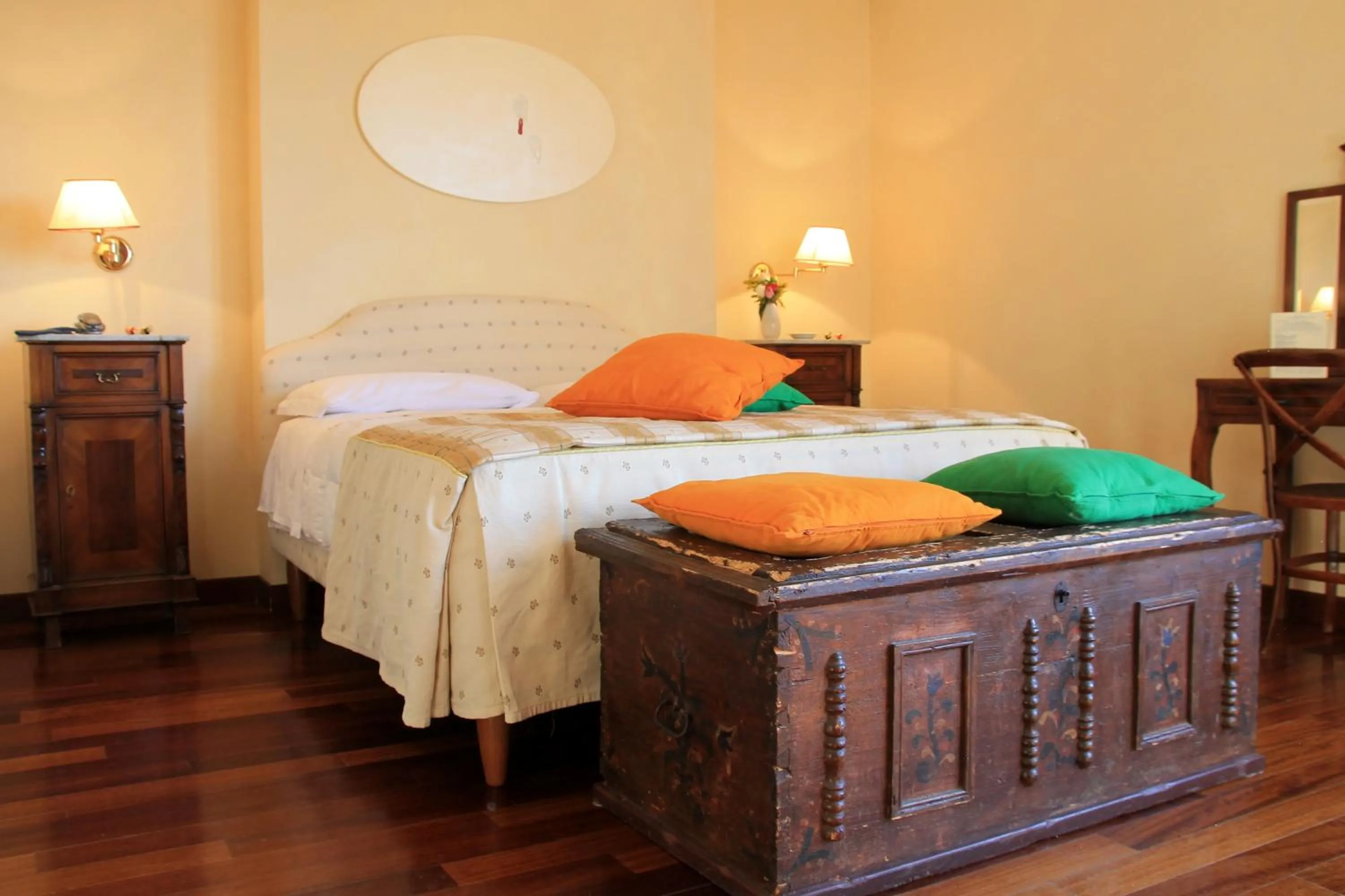 Bedroom, Bed in Hotel & Ristorante degli Angeli