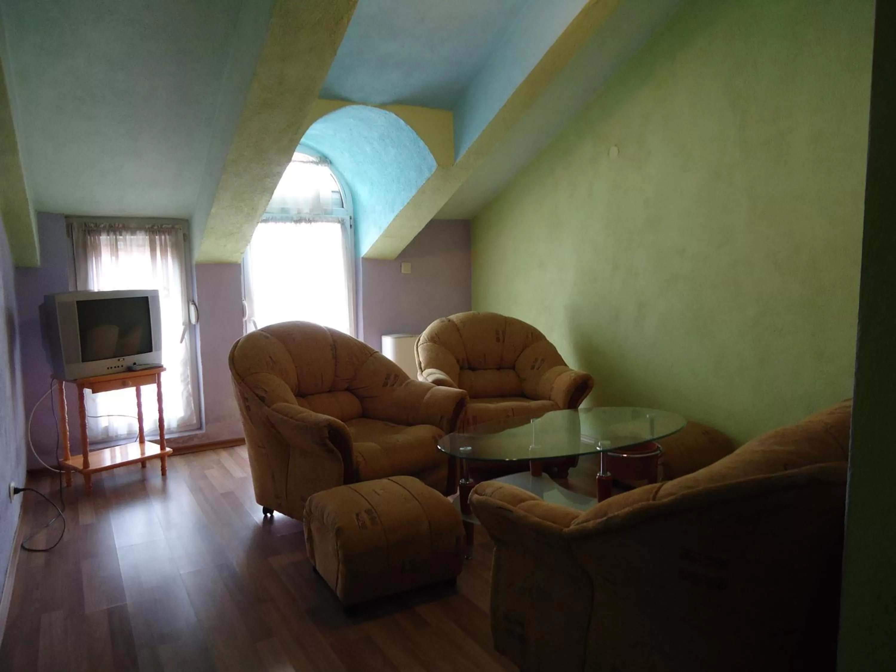 Living room in Dionis Hotel