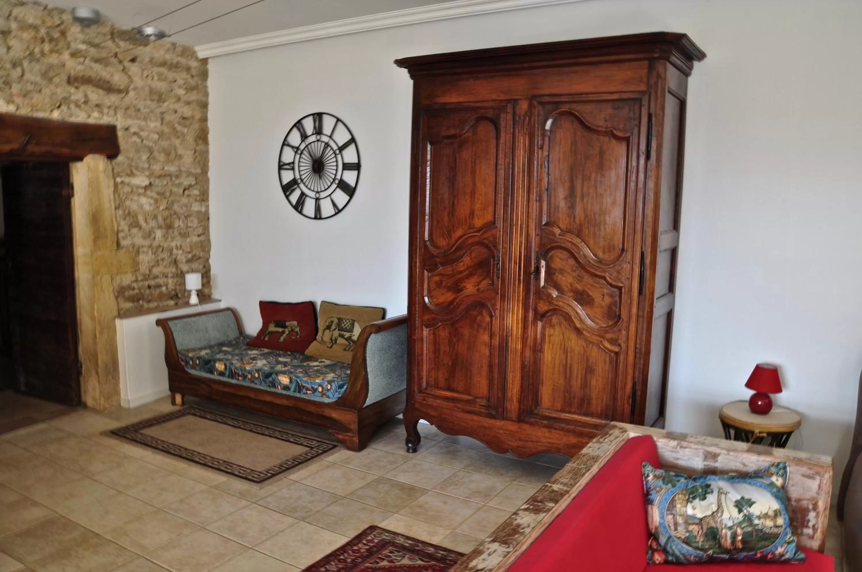 Bed in Le Clos du Cher en Beaujolais