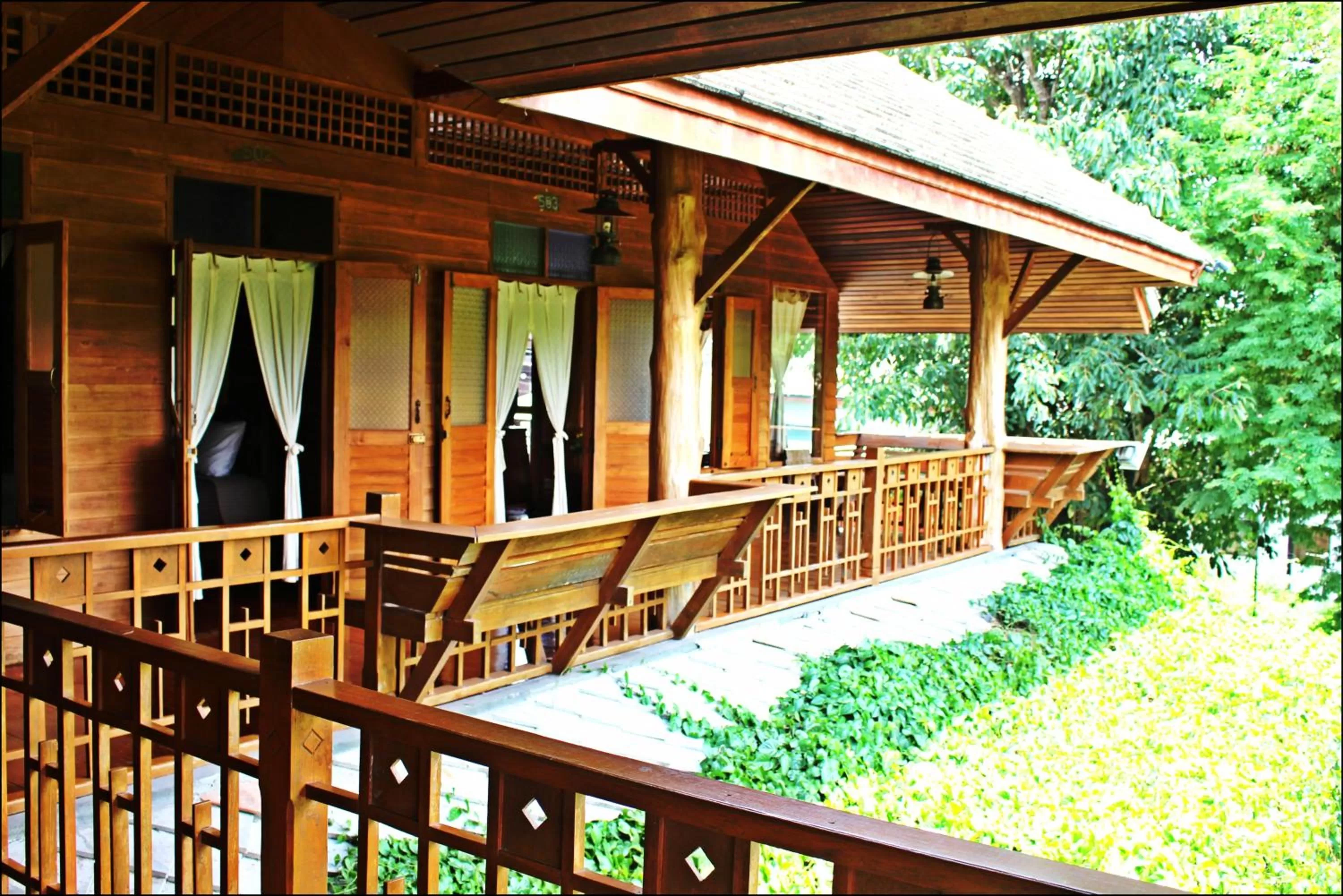 Balcony/Terrace in Pai Vimaan Resort