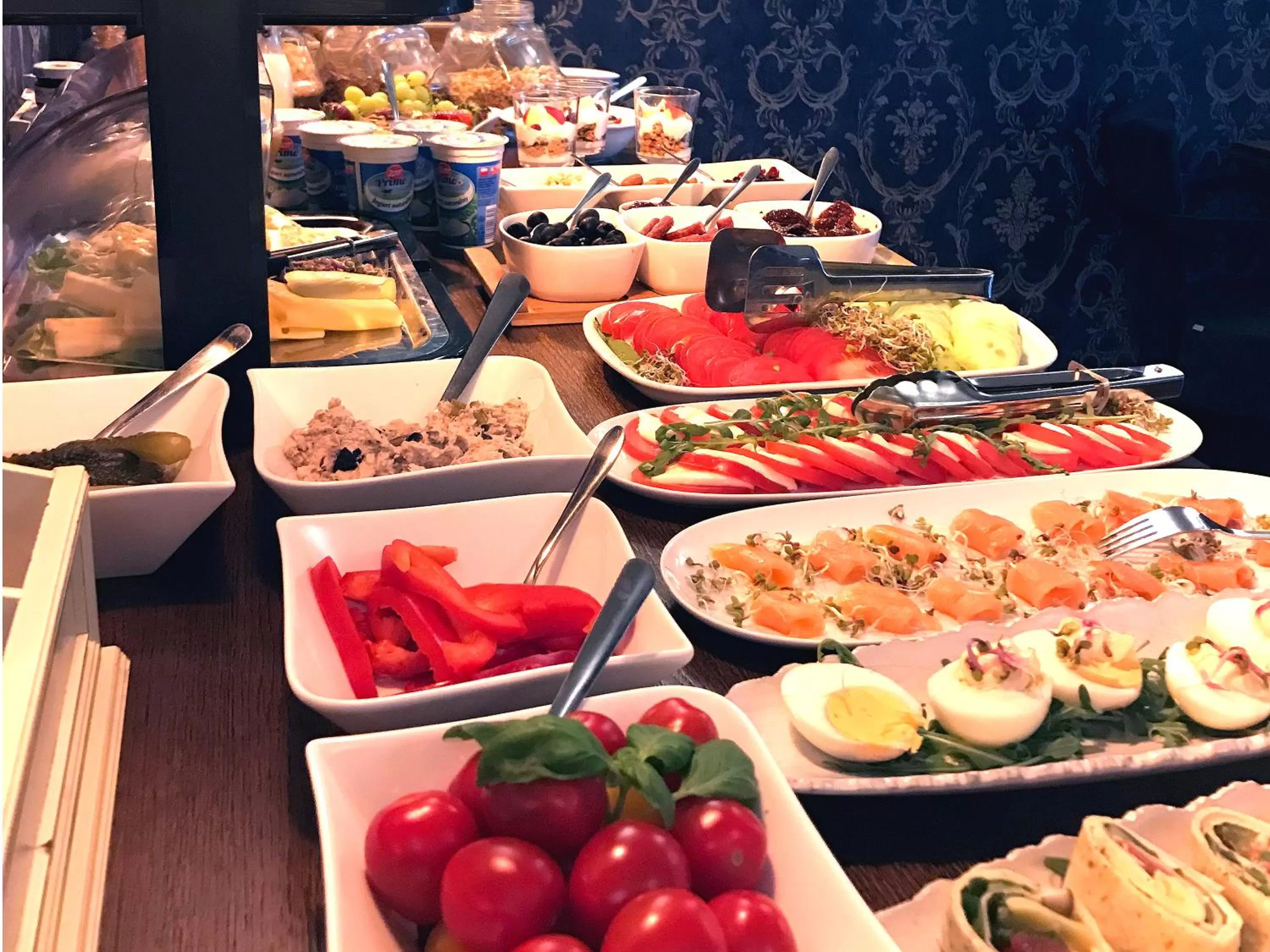 Food and drinks in SleepWalker Boutique Suites