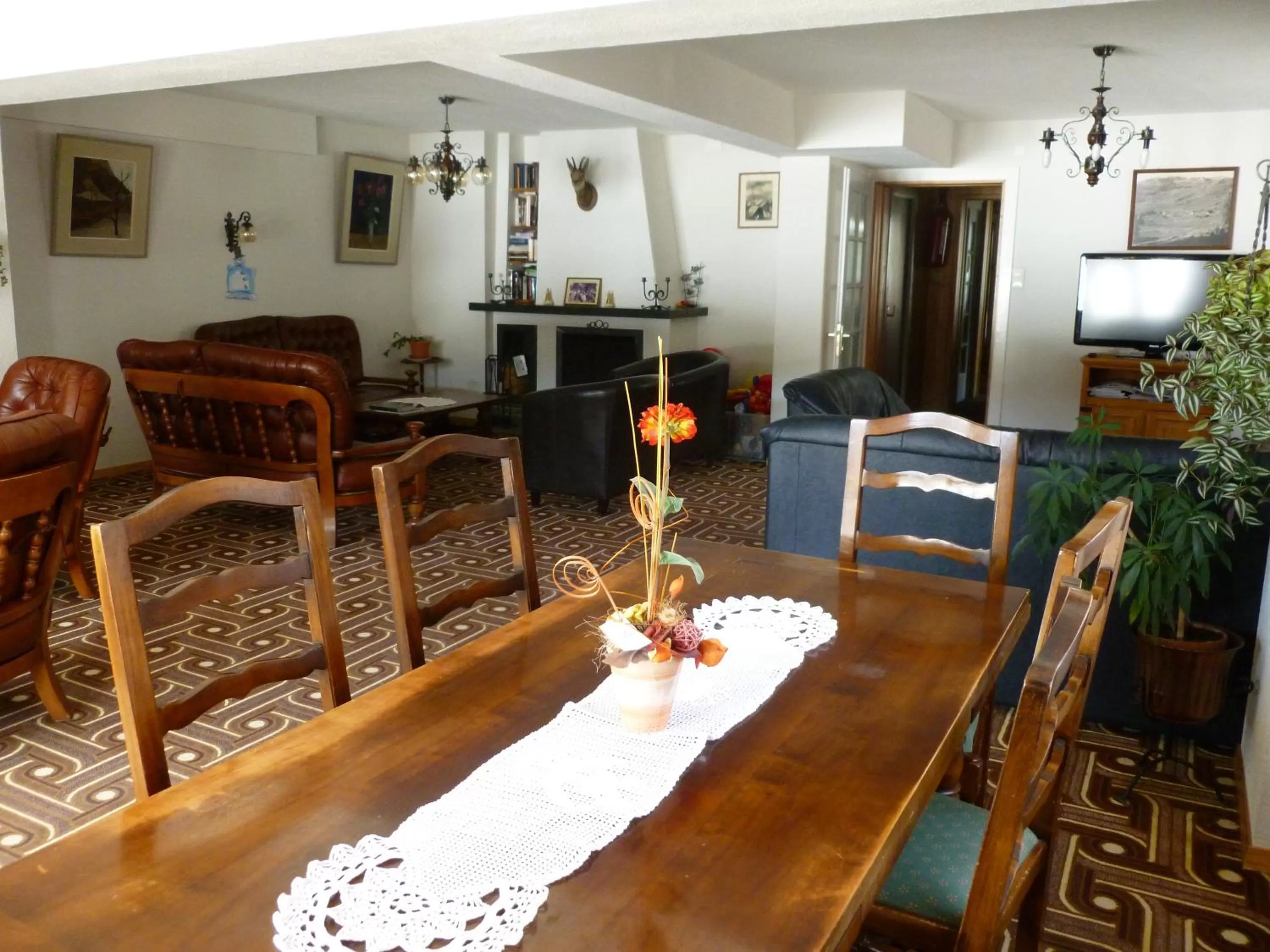 Lobby or reception, Seating Area in Hotel de la Poste Verbier