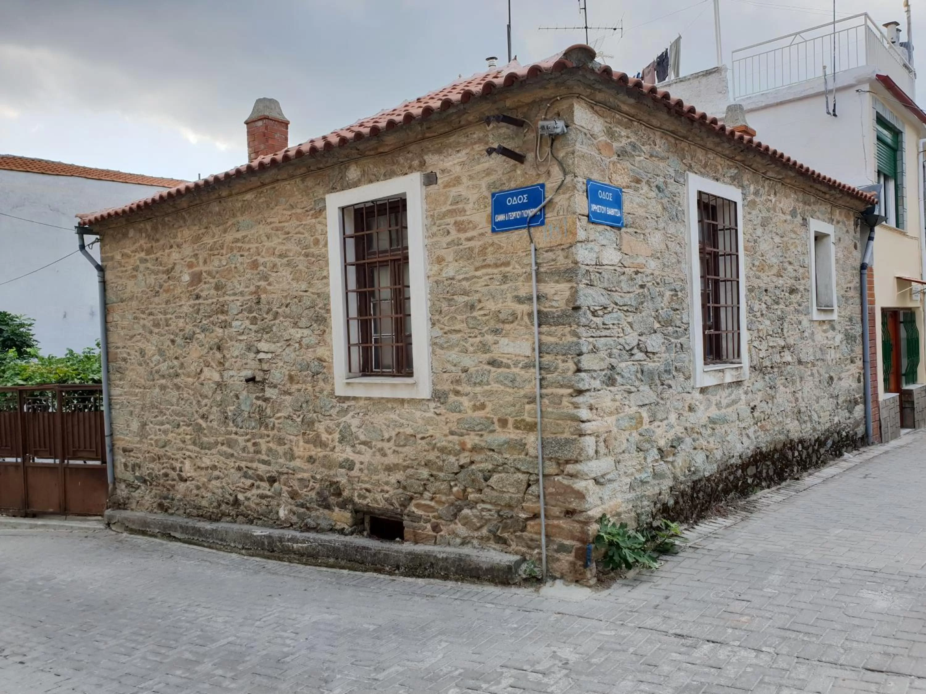 Nearby landmark in Mondeus Inn Luxury