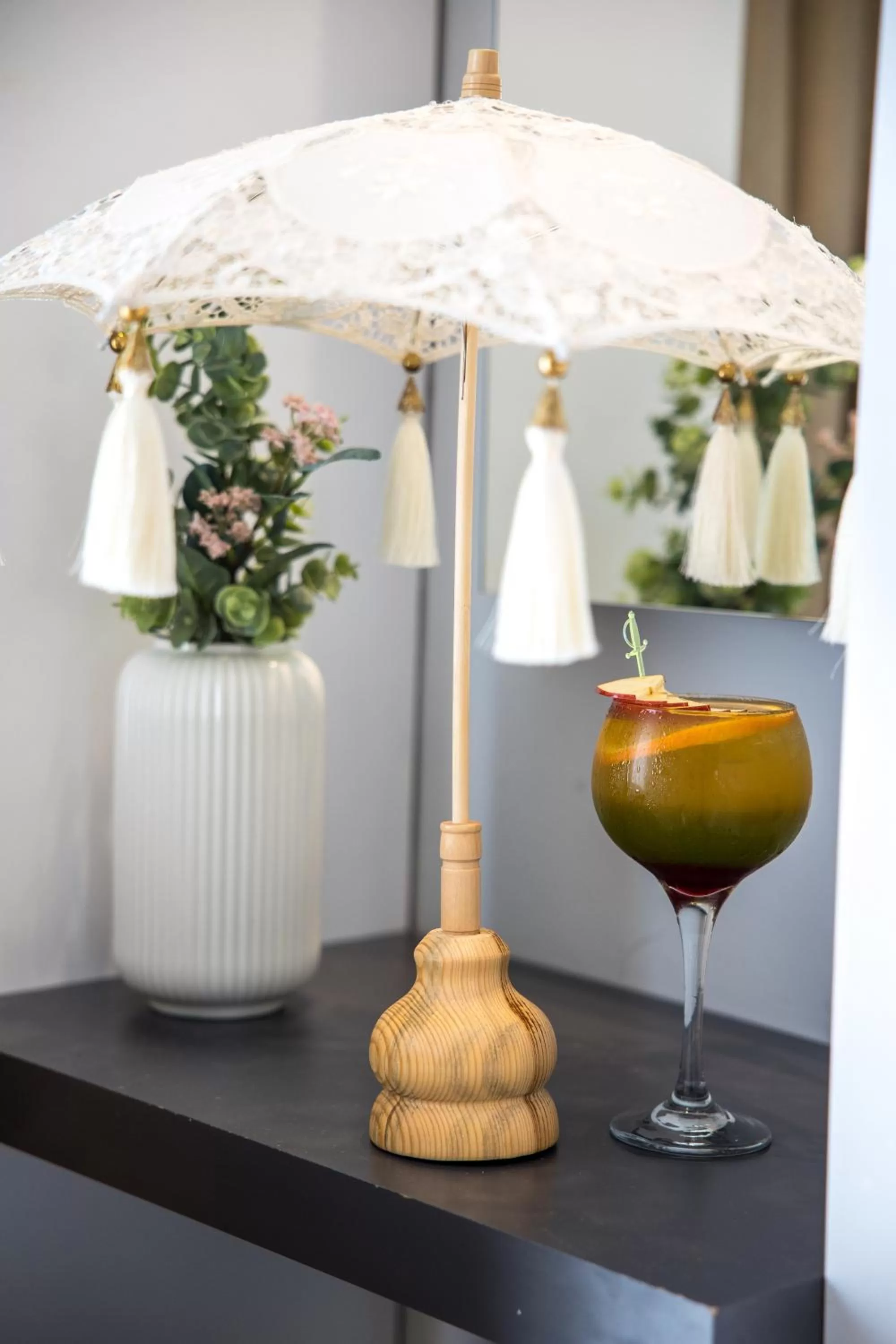 Food and drinks in Niss Lara Hotel