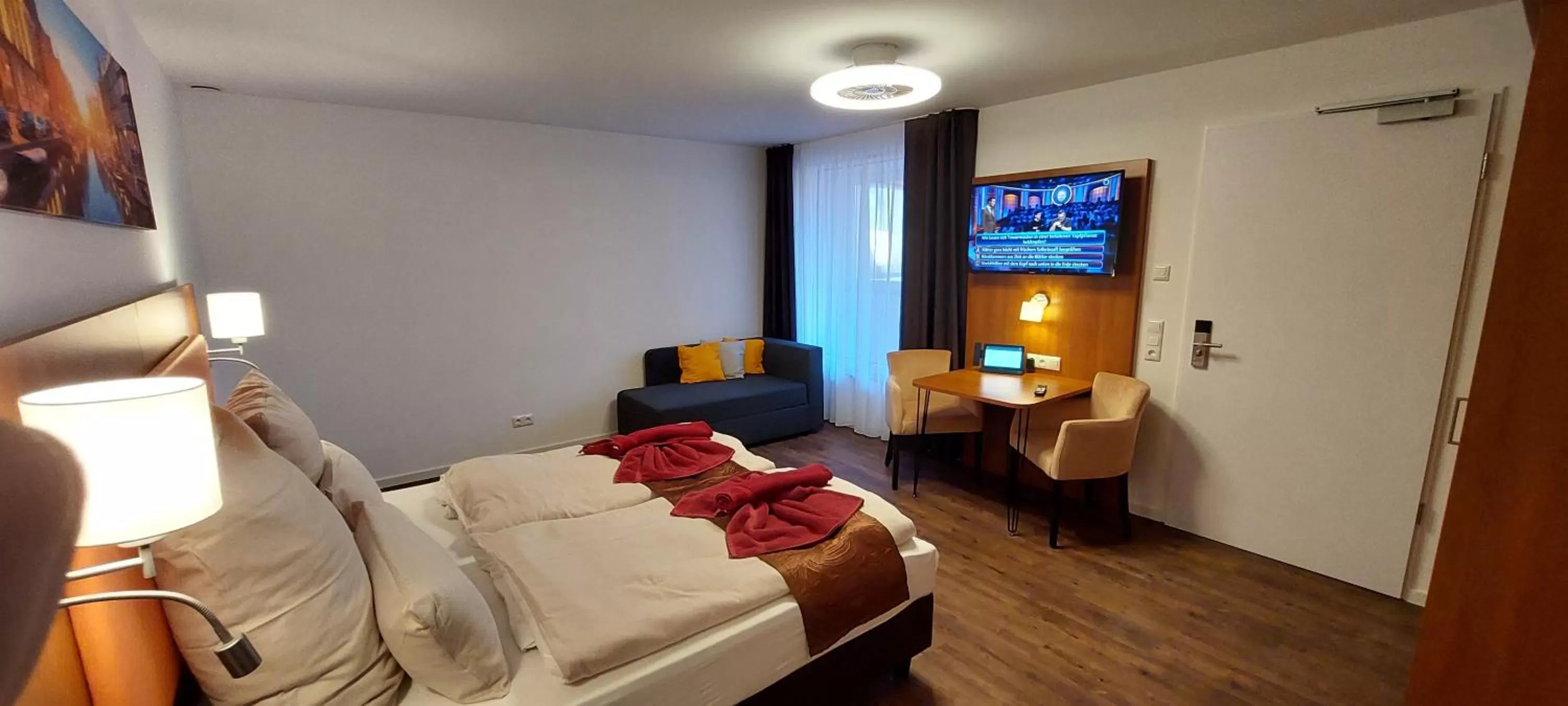 Photo of the whole room, Bed in Hotel Amber Altstadt