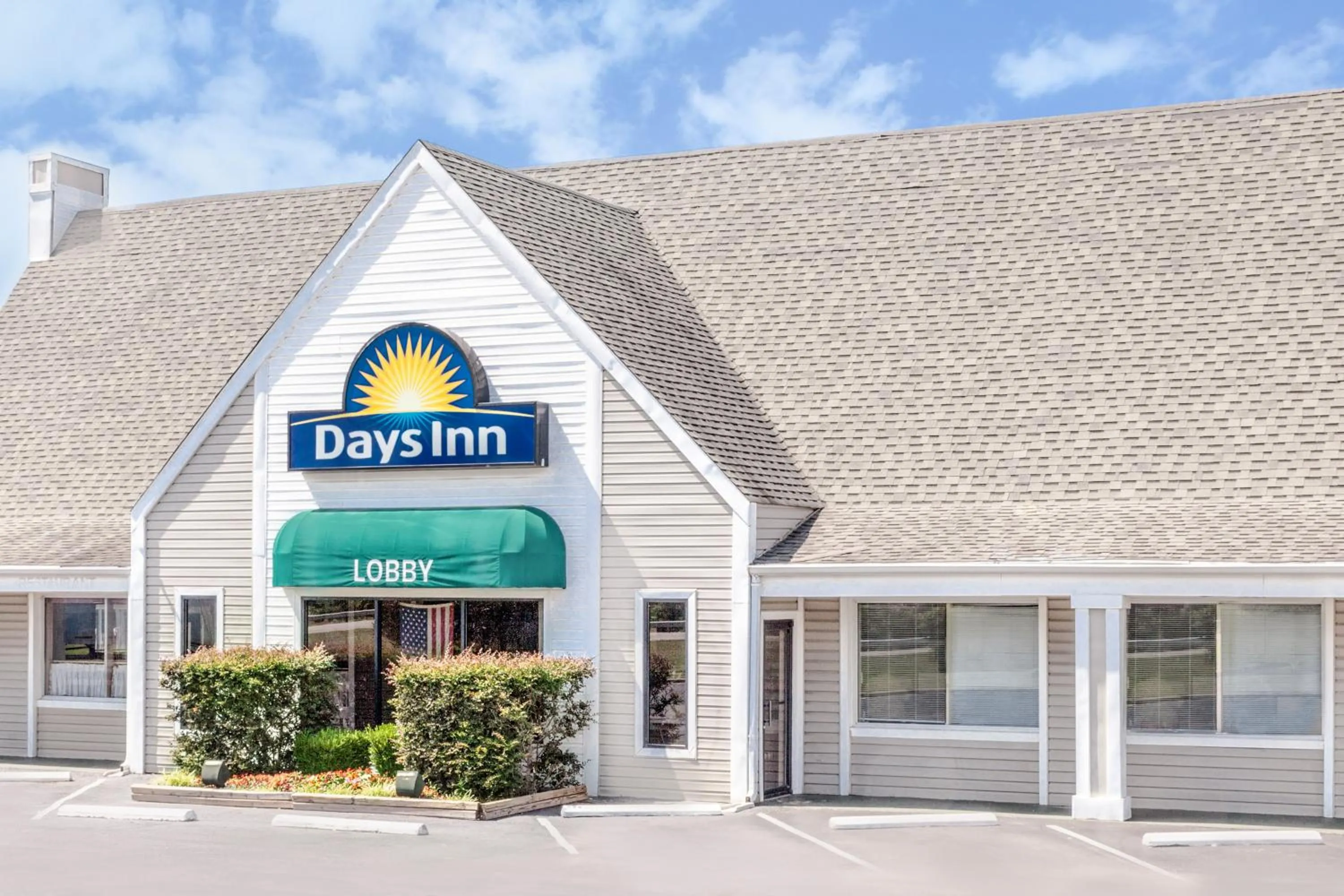 Property building in Days Inn by Wyndham Cullman