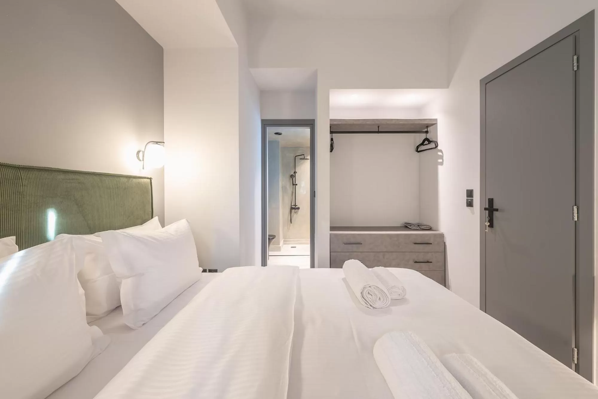 Bed in Snowglory Boutique Hotel