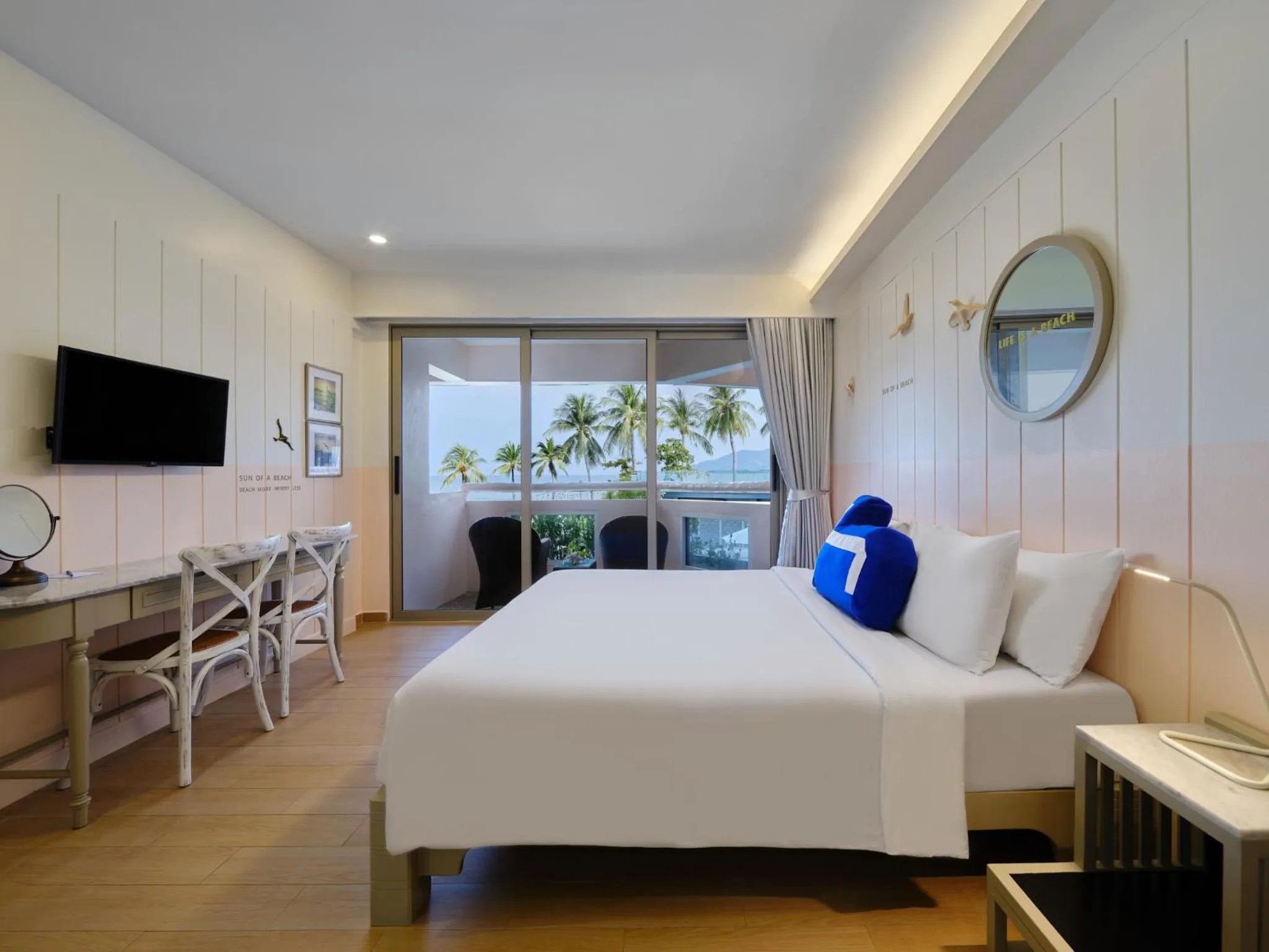 View (from property/room), Bed in Homm Bliss Southbeach Patong