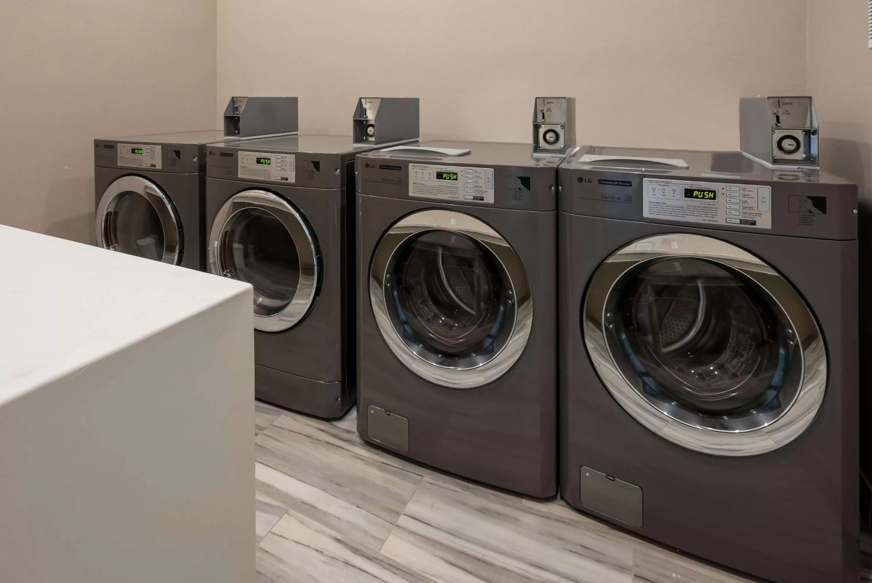 Property building in Best Western La Place Inn