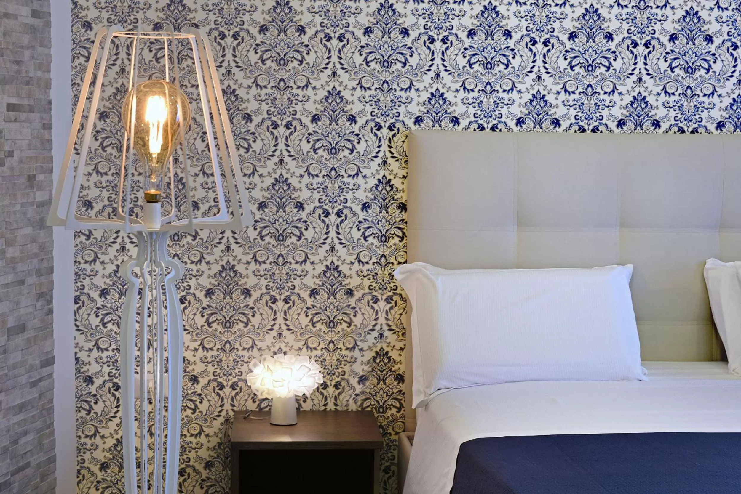 Bed in Barbarella Spa