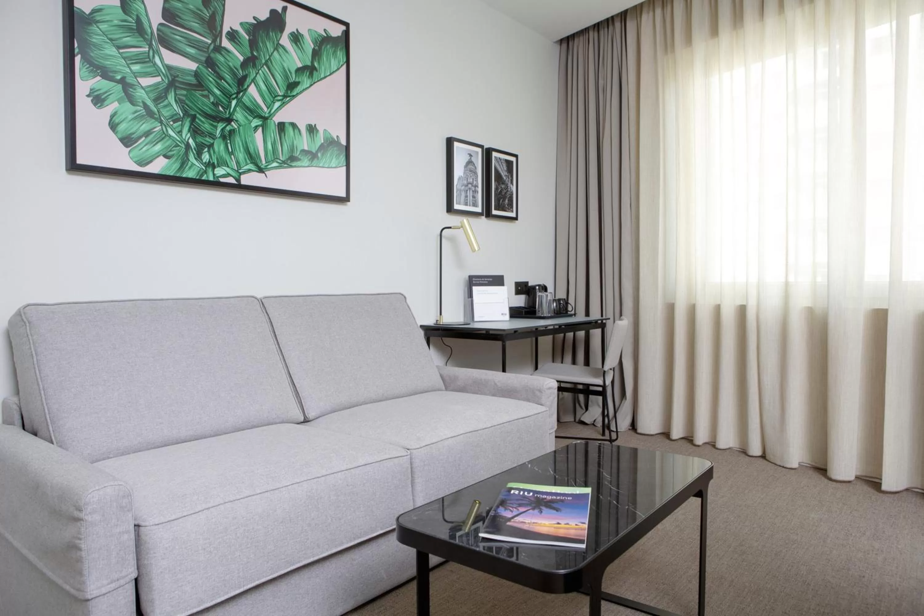 Seating area in Riu Plaza España