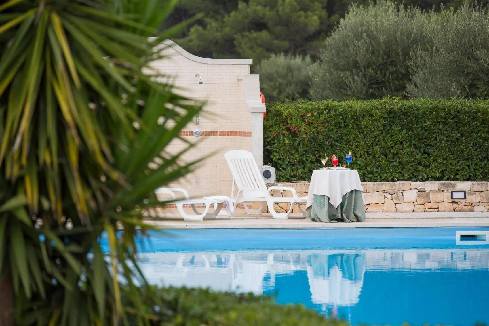 Swimming pool in Hotel Ramapendula