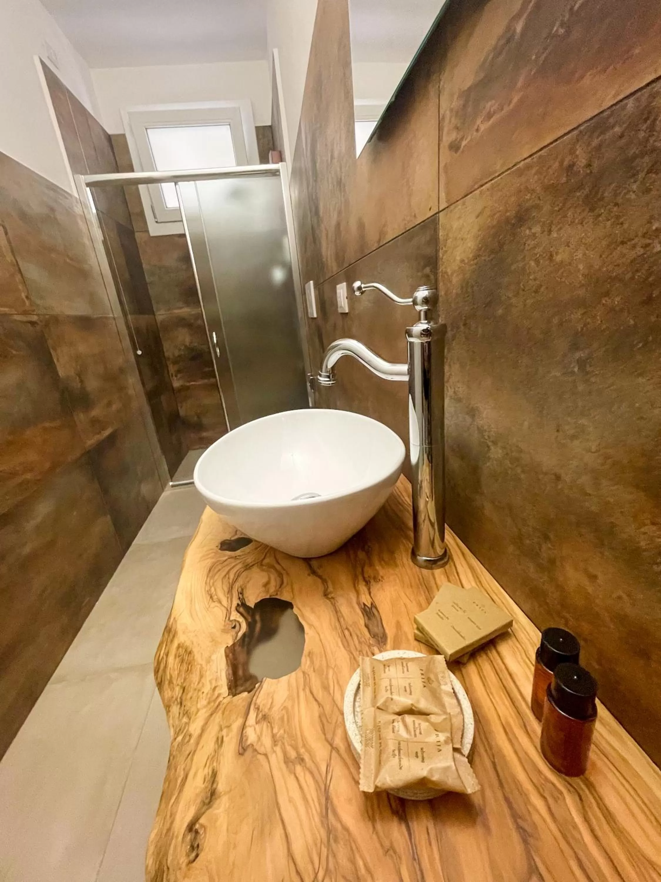 Bathroom in B&b Casina Il Mandorlo