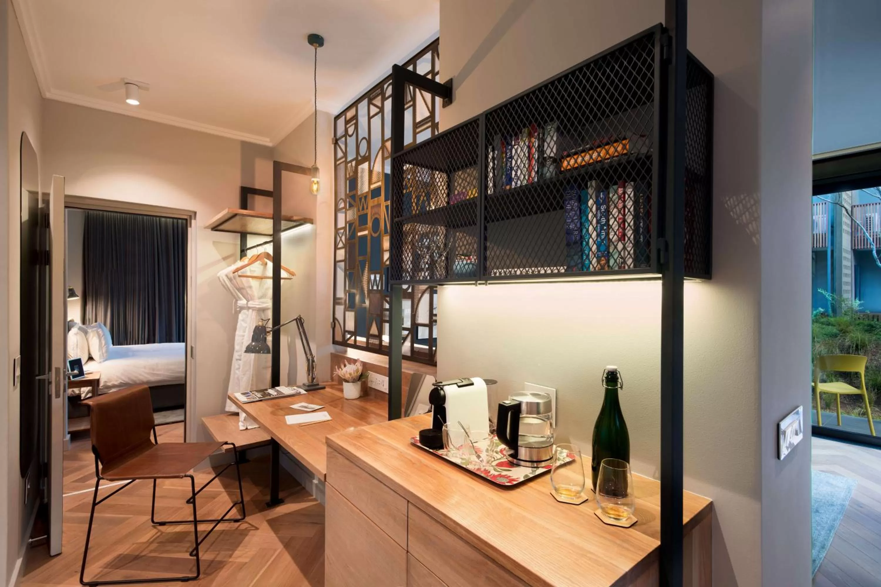 Coffee/tea facilities in The Peech Hotel