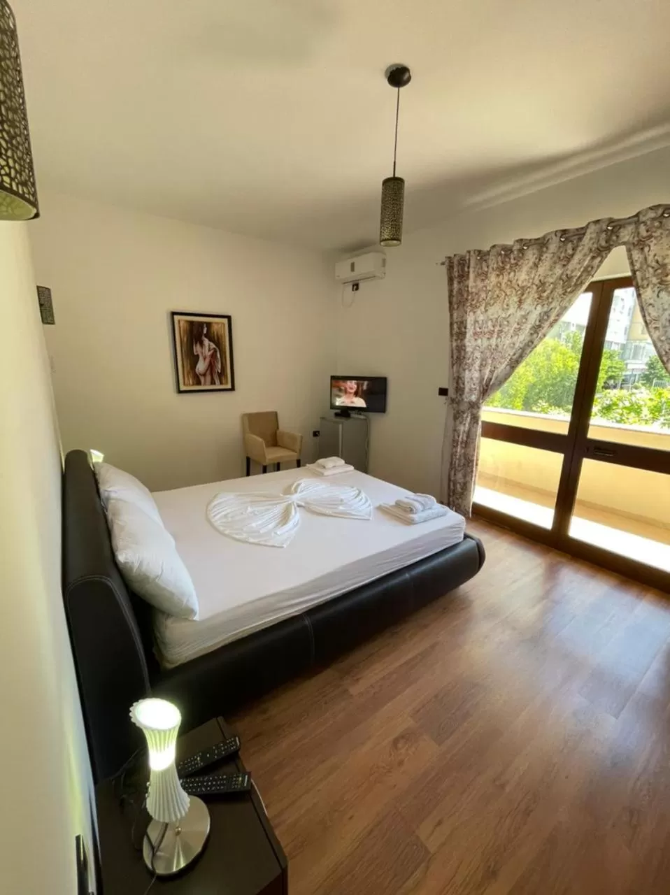 Bed in Hotel Ambasador