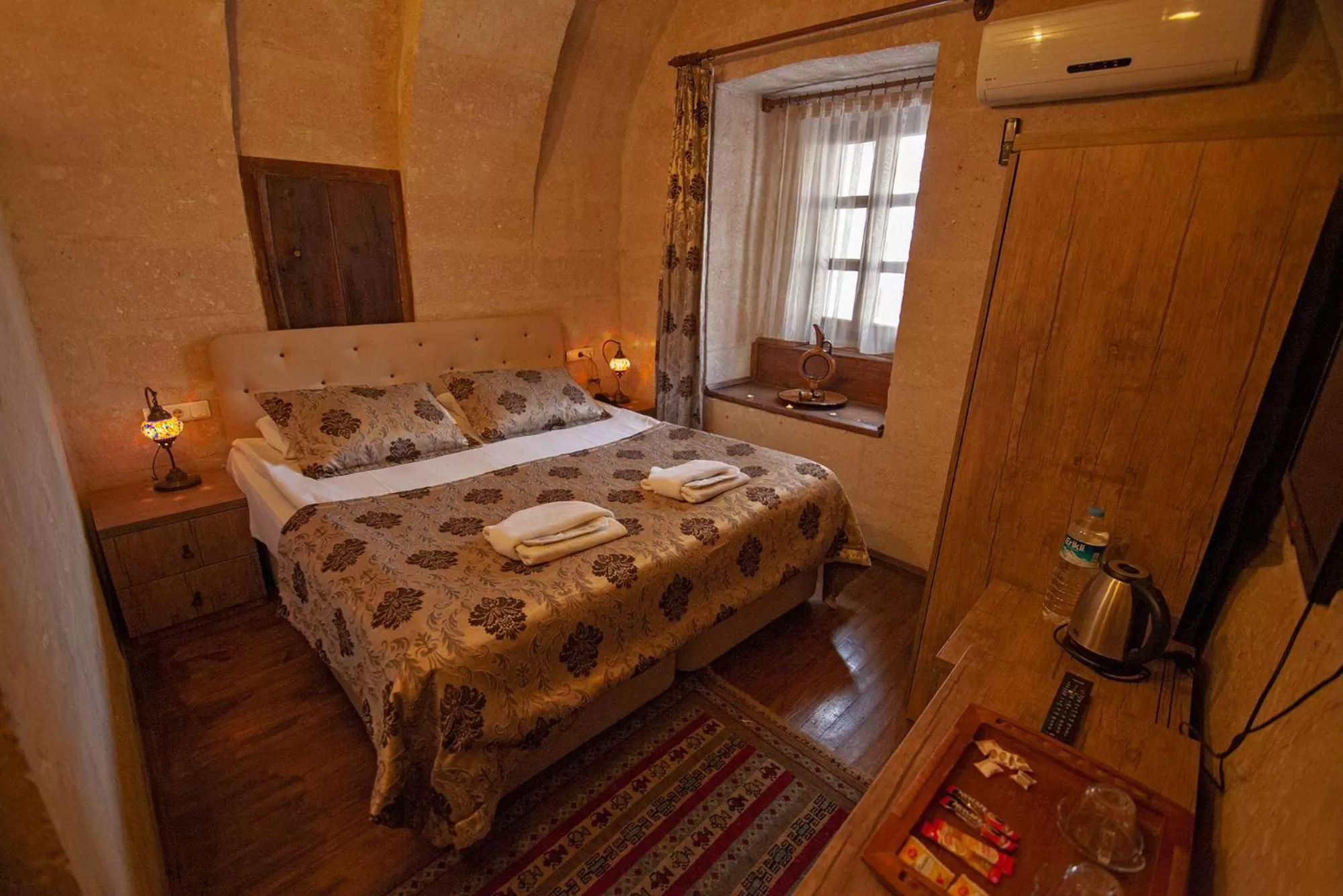 Bed in Diamond of Cappadocia