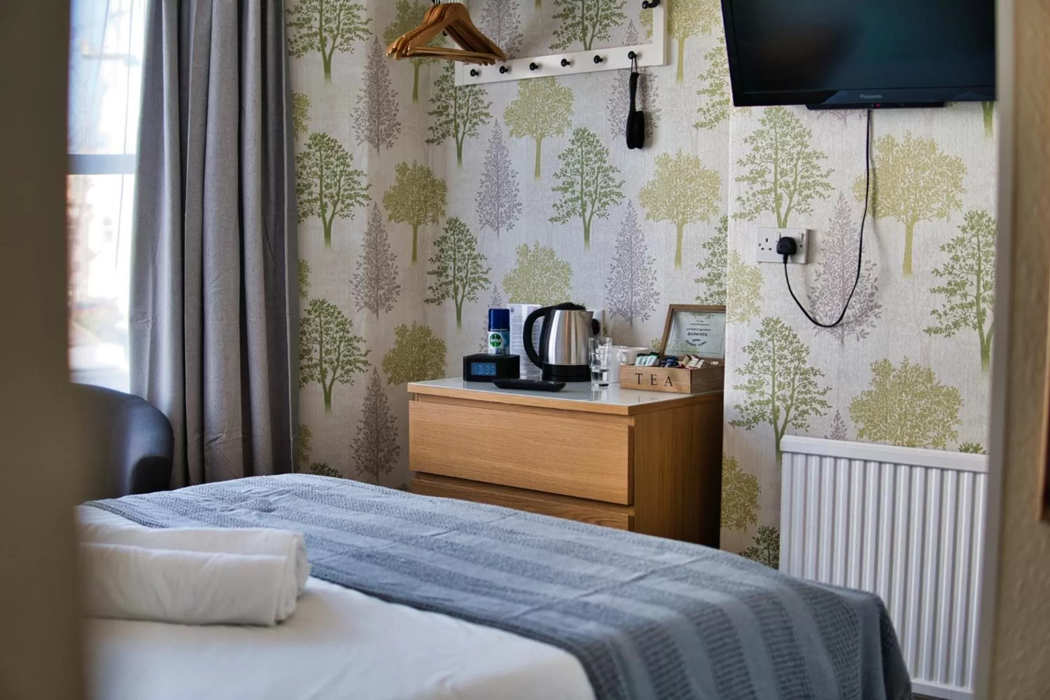 TV and multimedia, TV/Entertainment Center in St Weonards