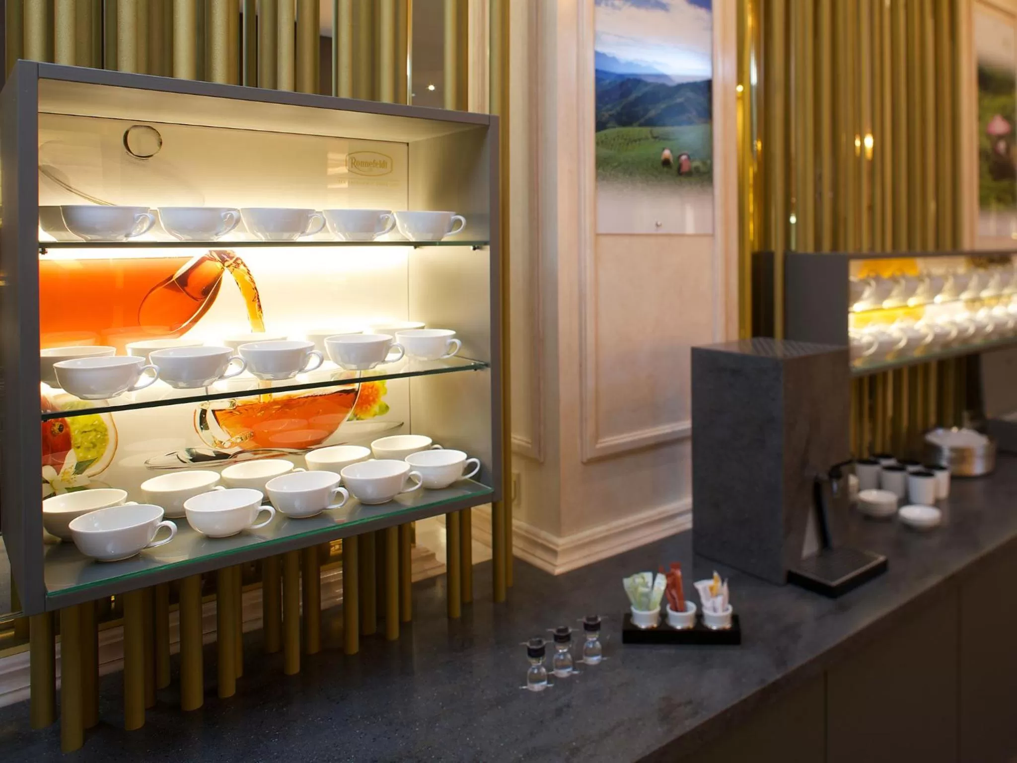 Coffee/tea facilities in Steigenberger Hotel Der Sonnenhof