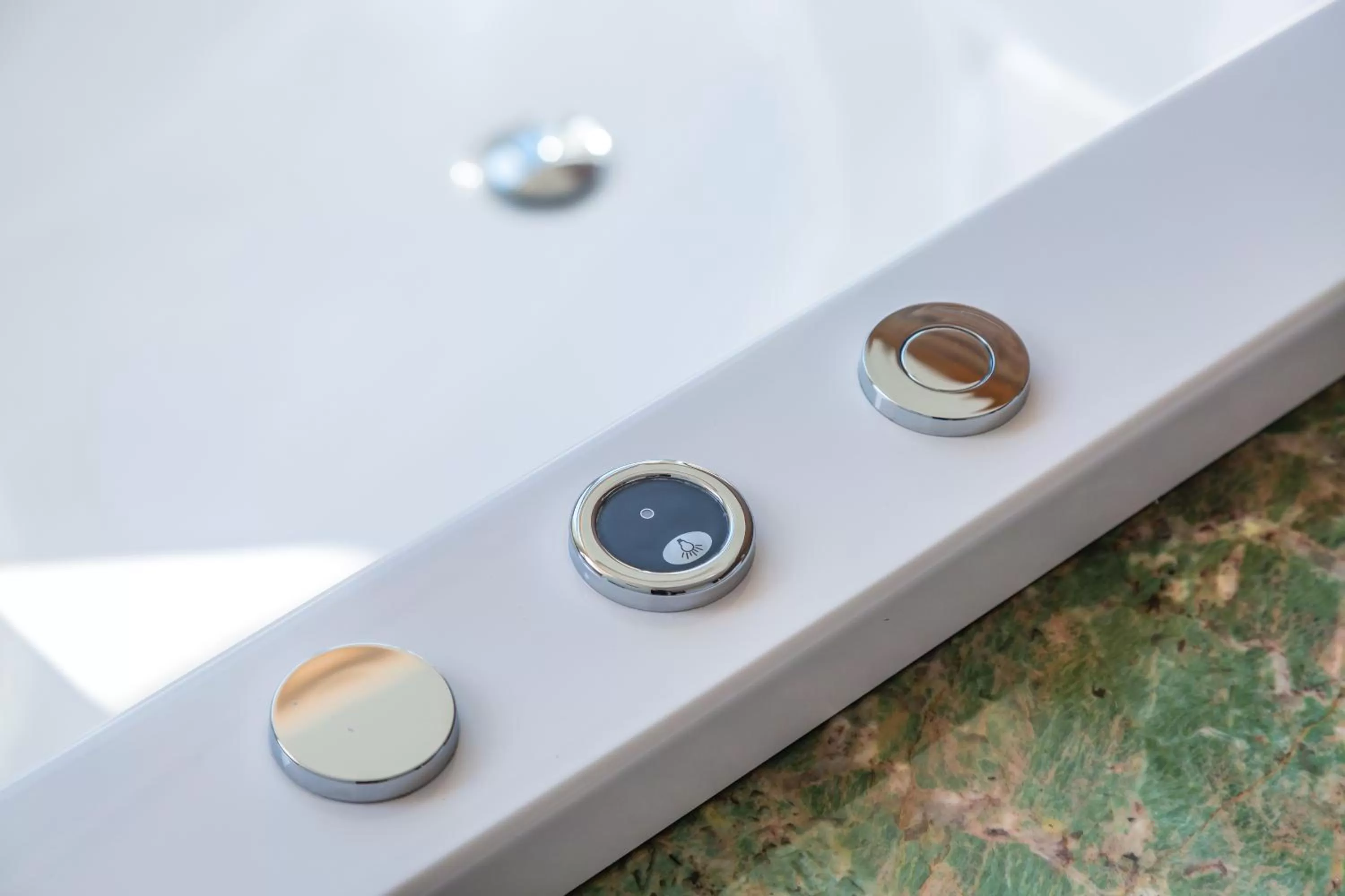 Hot Tub in Dei Martiri Suite